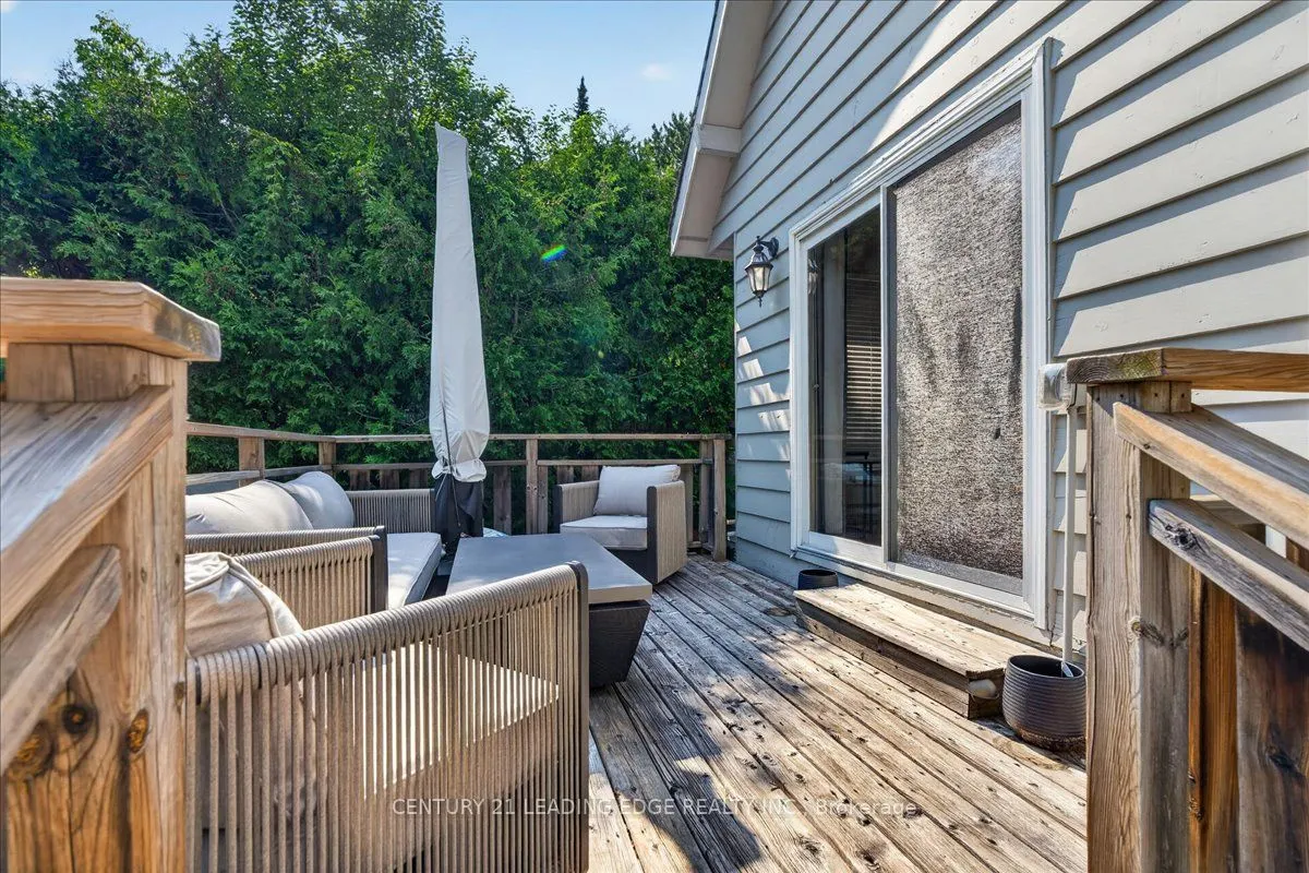 143 Campbell Crescent