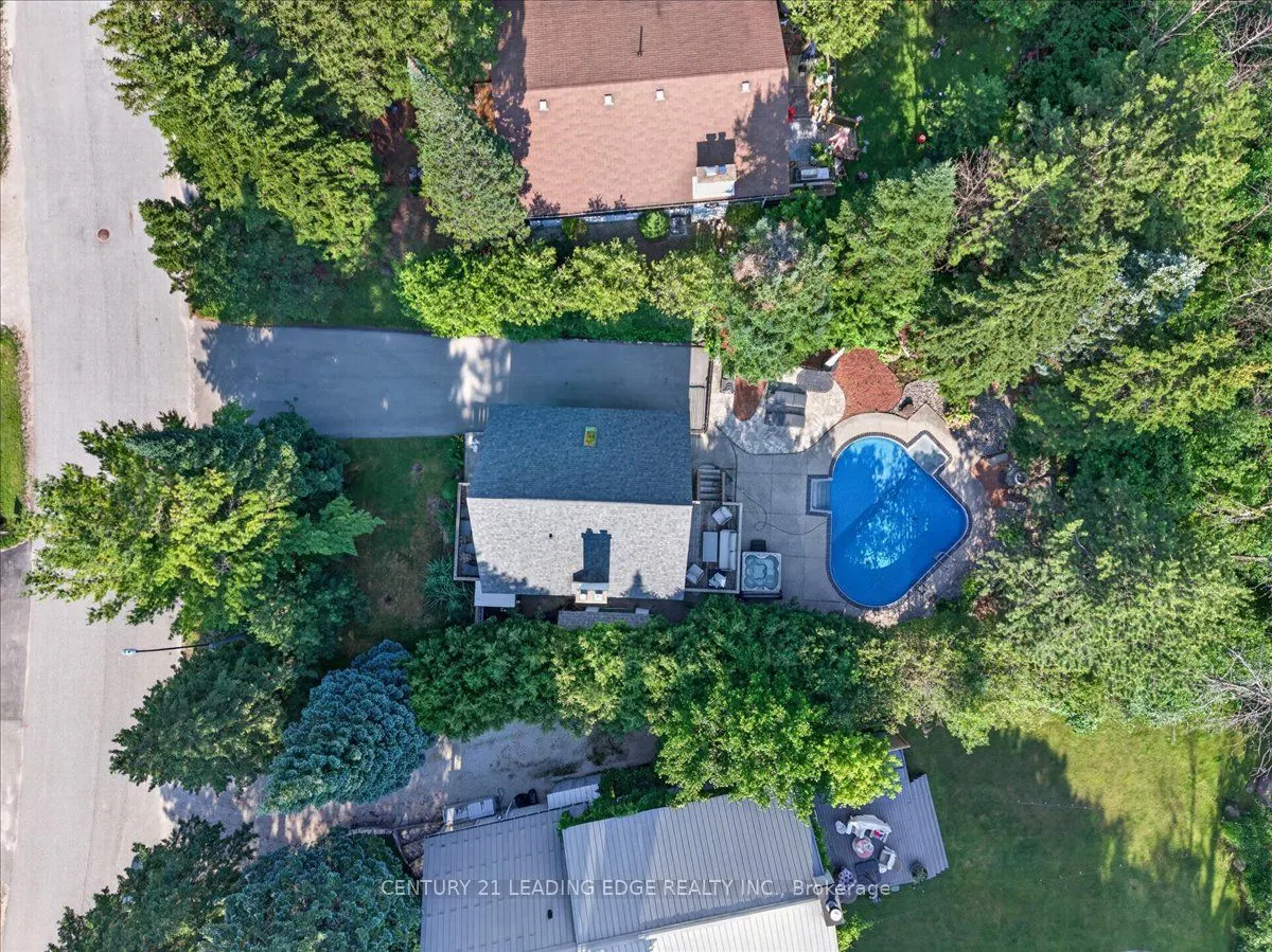 143 Campbell Crescent