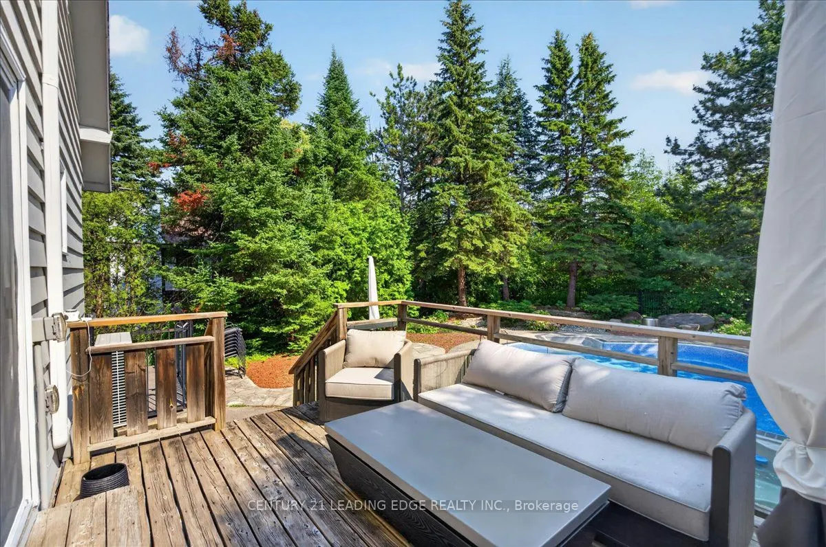 143 Campbell Crescent