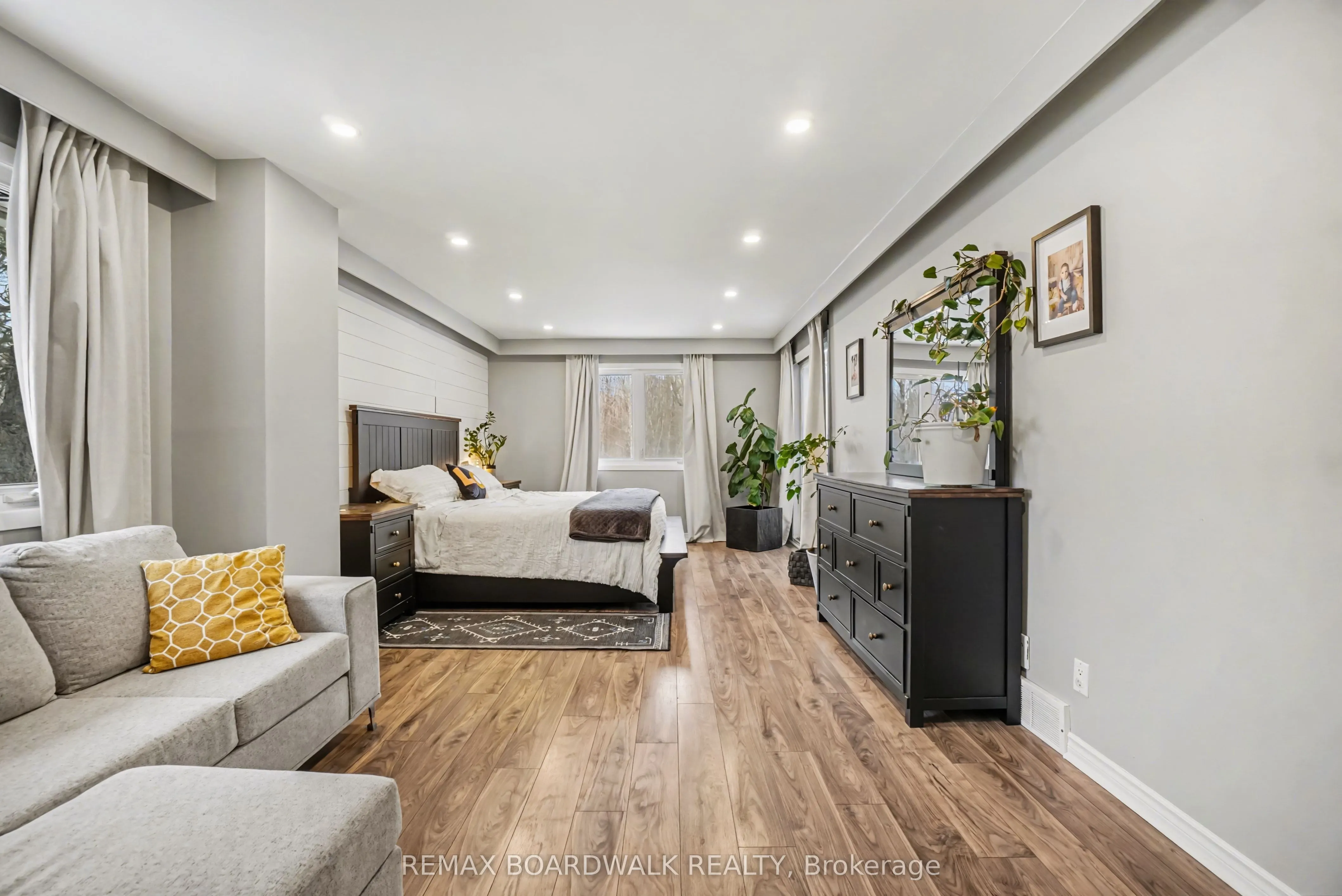 1500 Du Golf Road