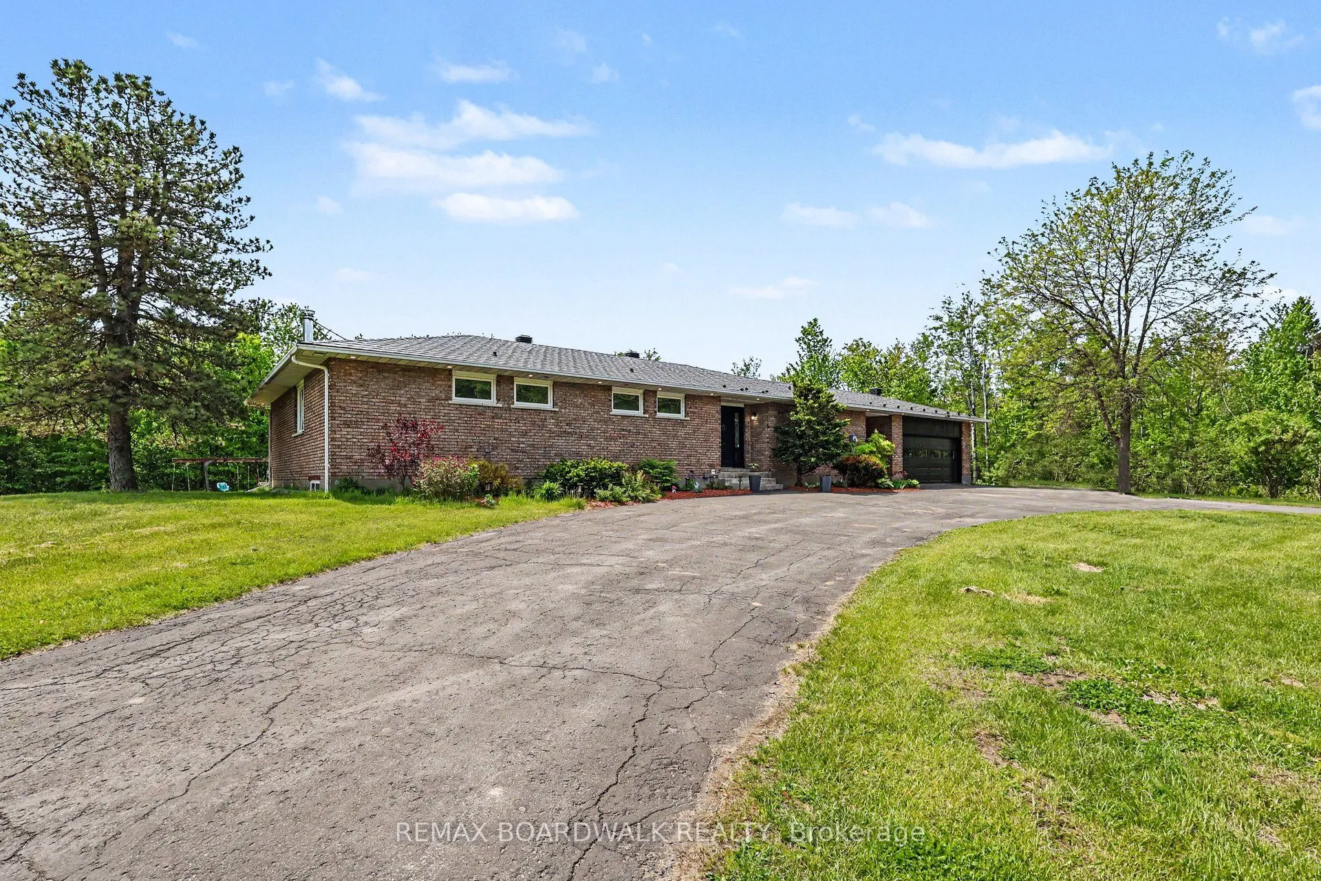 1500 Du Golf Road