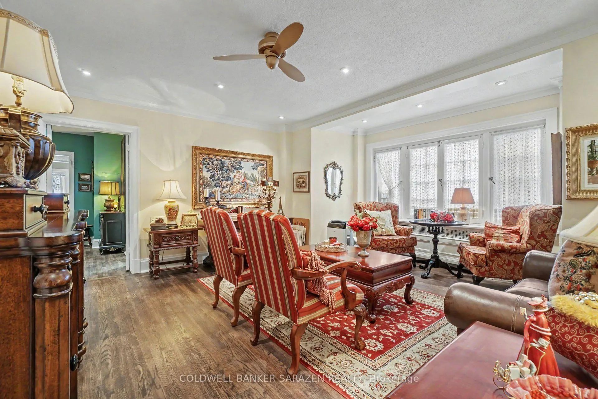 260 Metcalfe Street #1D