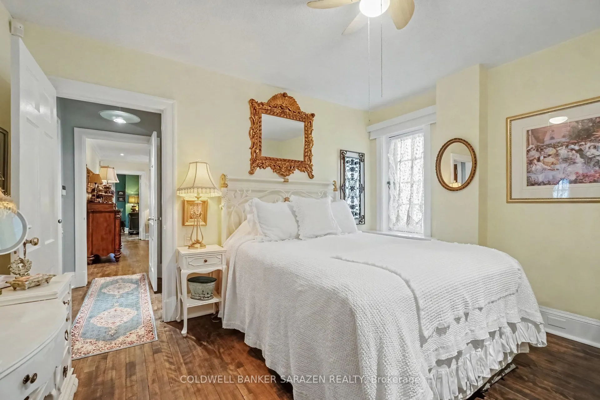 260 Metcalfe Street #1D