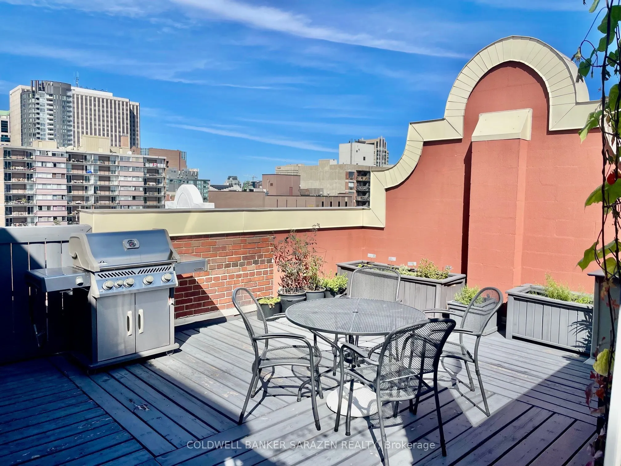 260 Metcalfe Street #1D