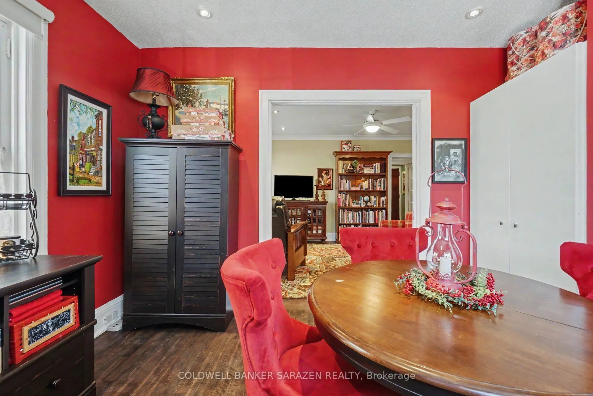 260 Metcalfe Street #1D