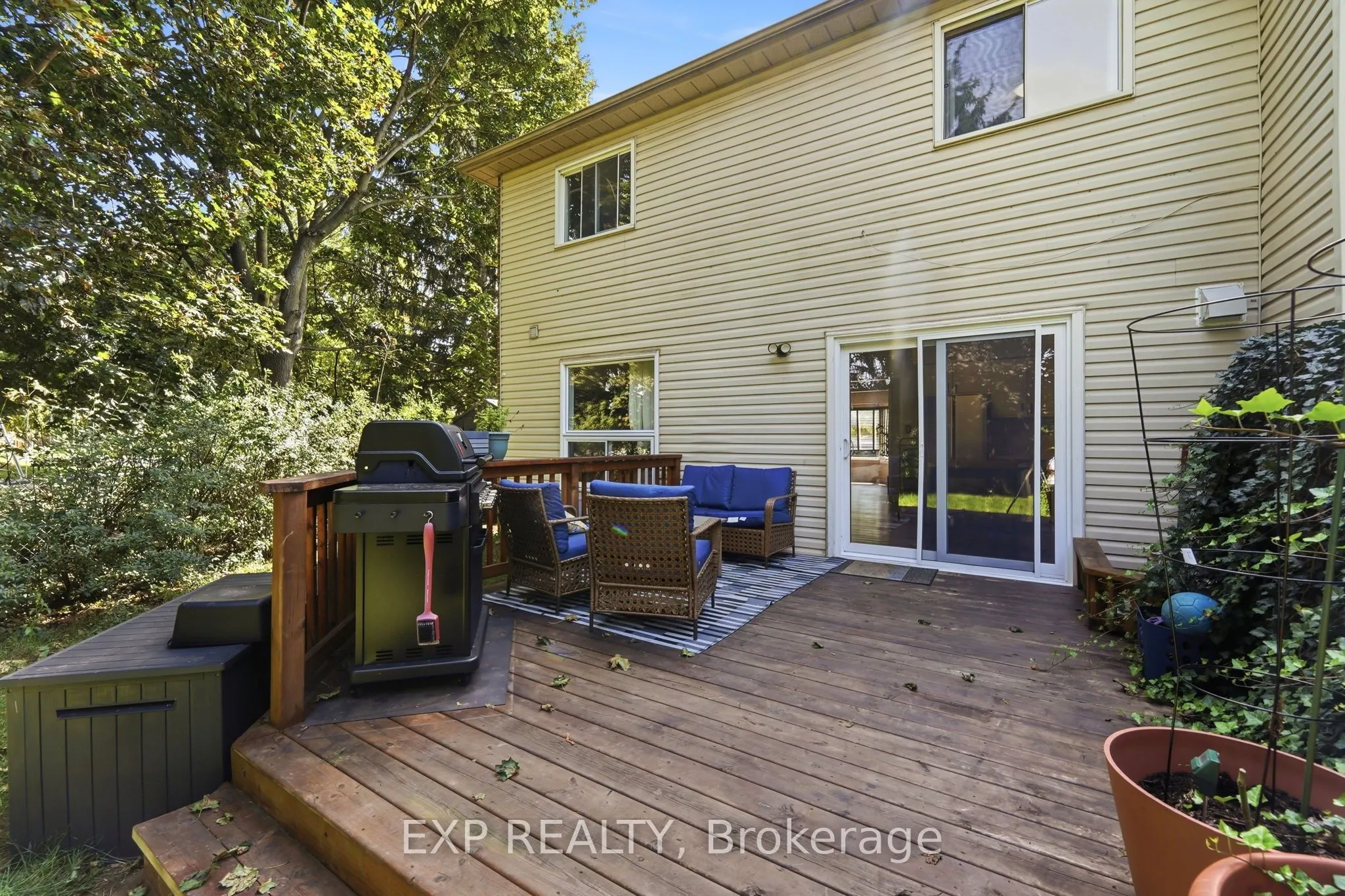 14 Hedge Lawn Drive