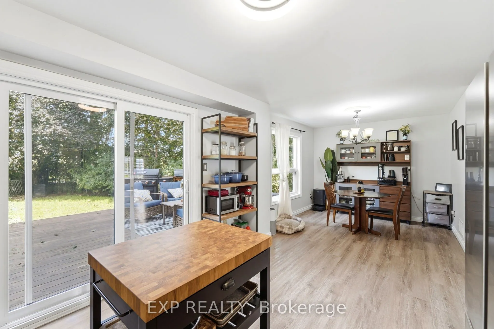 14 Hedge Lawn Drive
