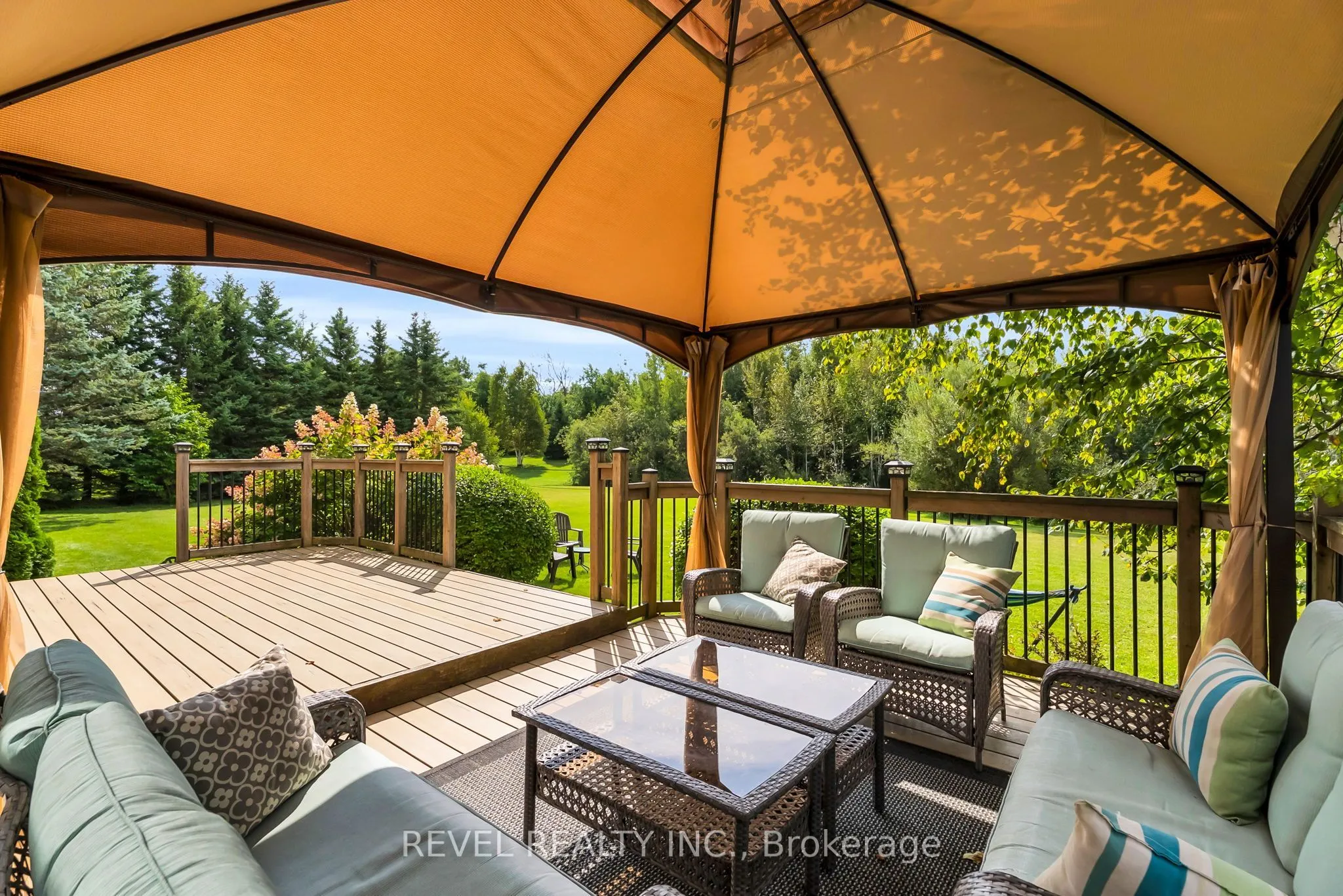 14 Devonleigh Drive
