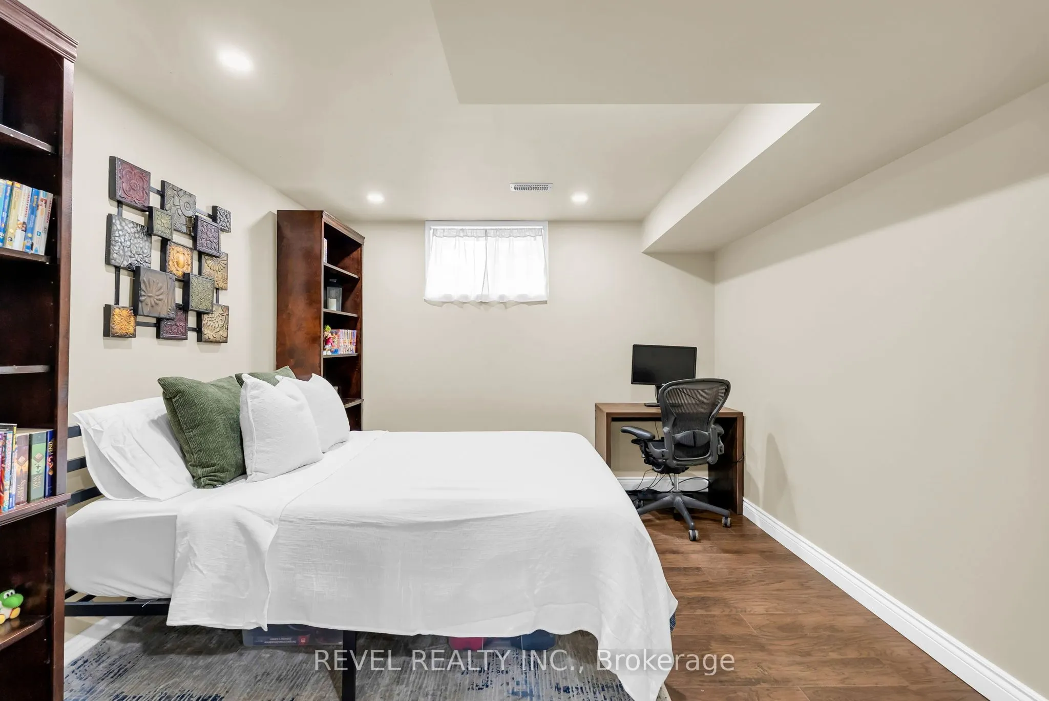 14 Devonleigh Drive
