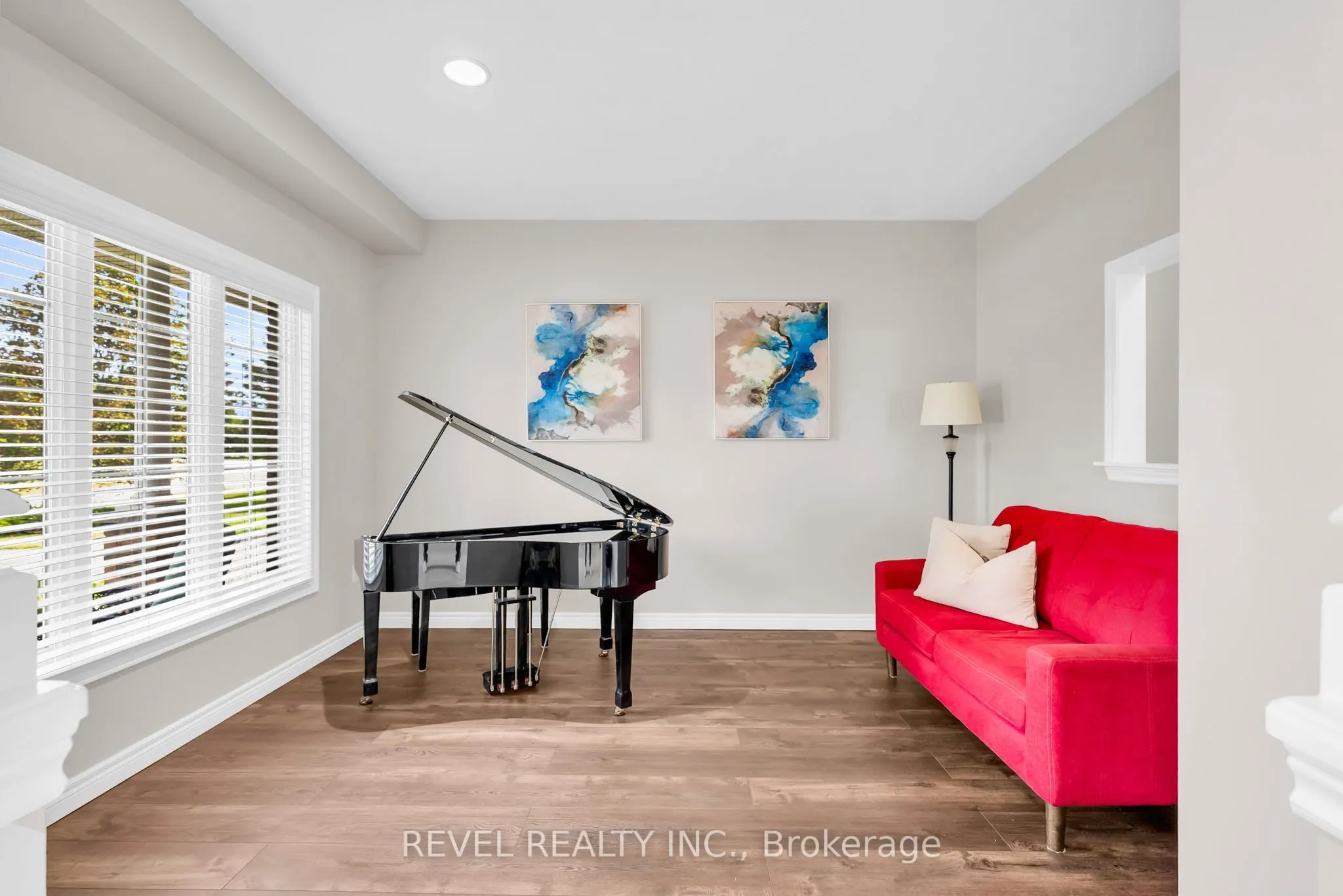 14 Devonleigh Drive