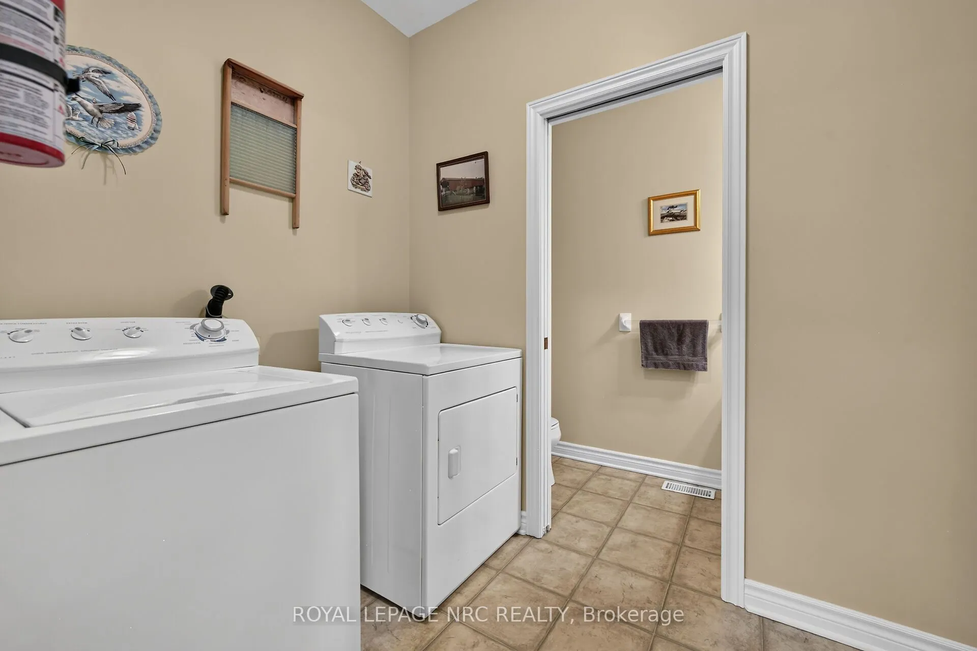 1041 Pine Street #1