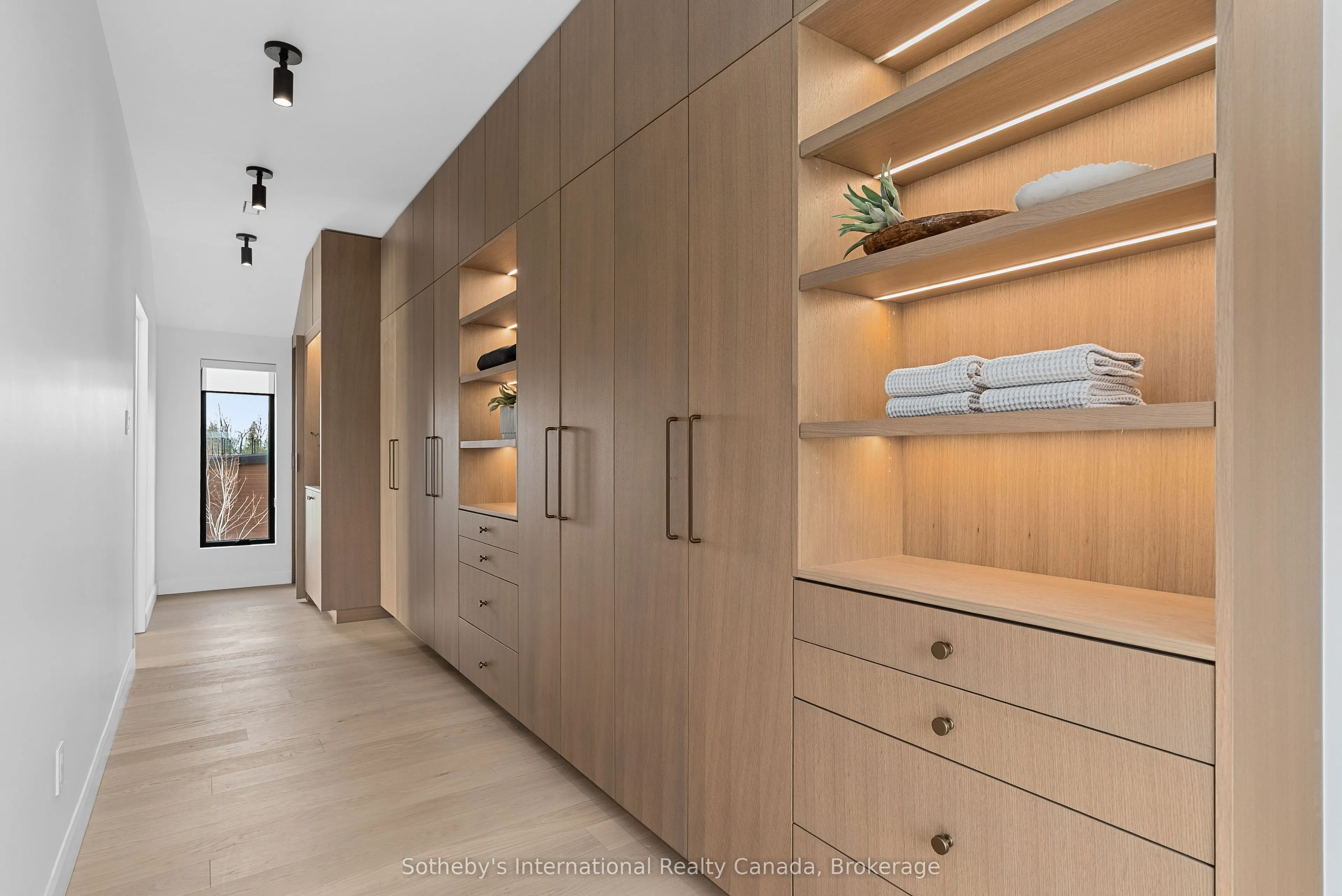 120 Mimi Crescent
