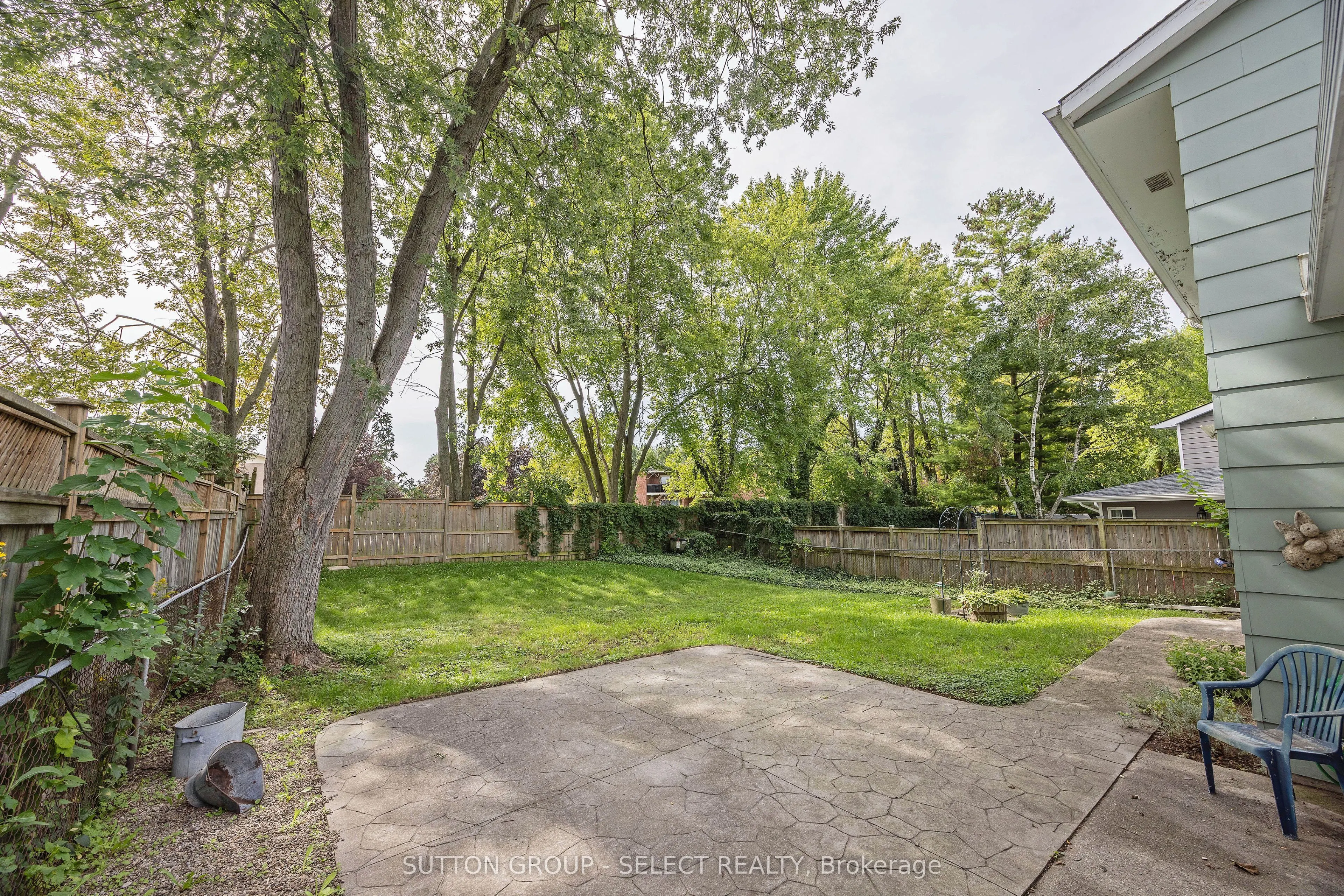 31 Yew Tree Gardens