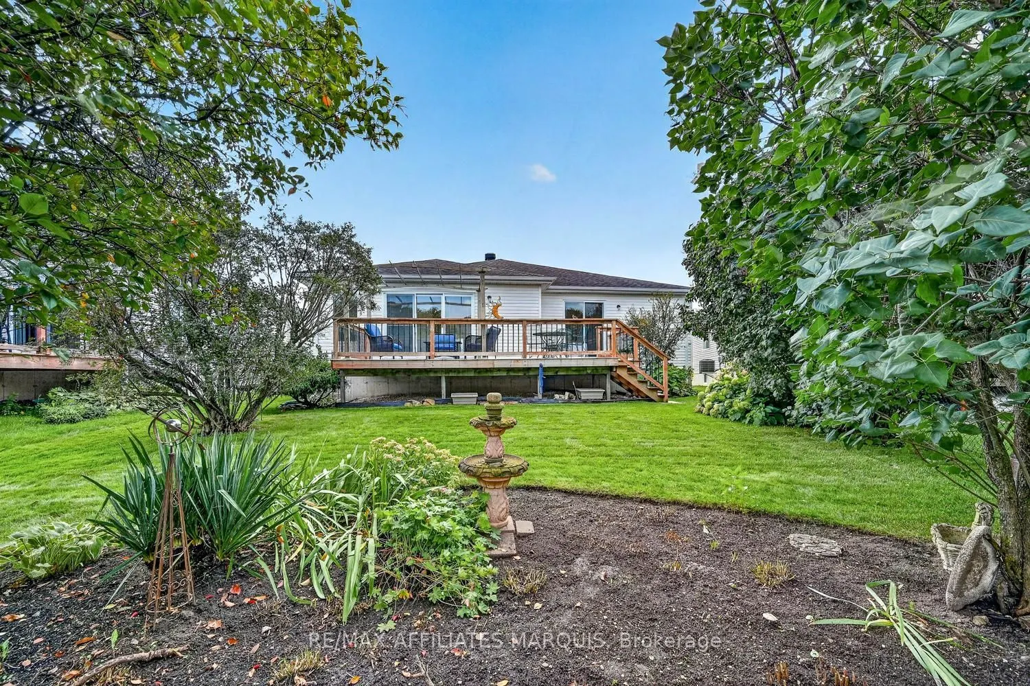 11 Decaria Boulevard