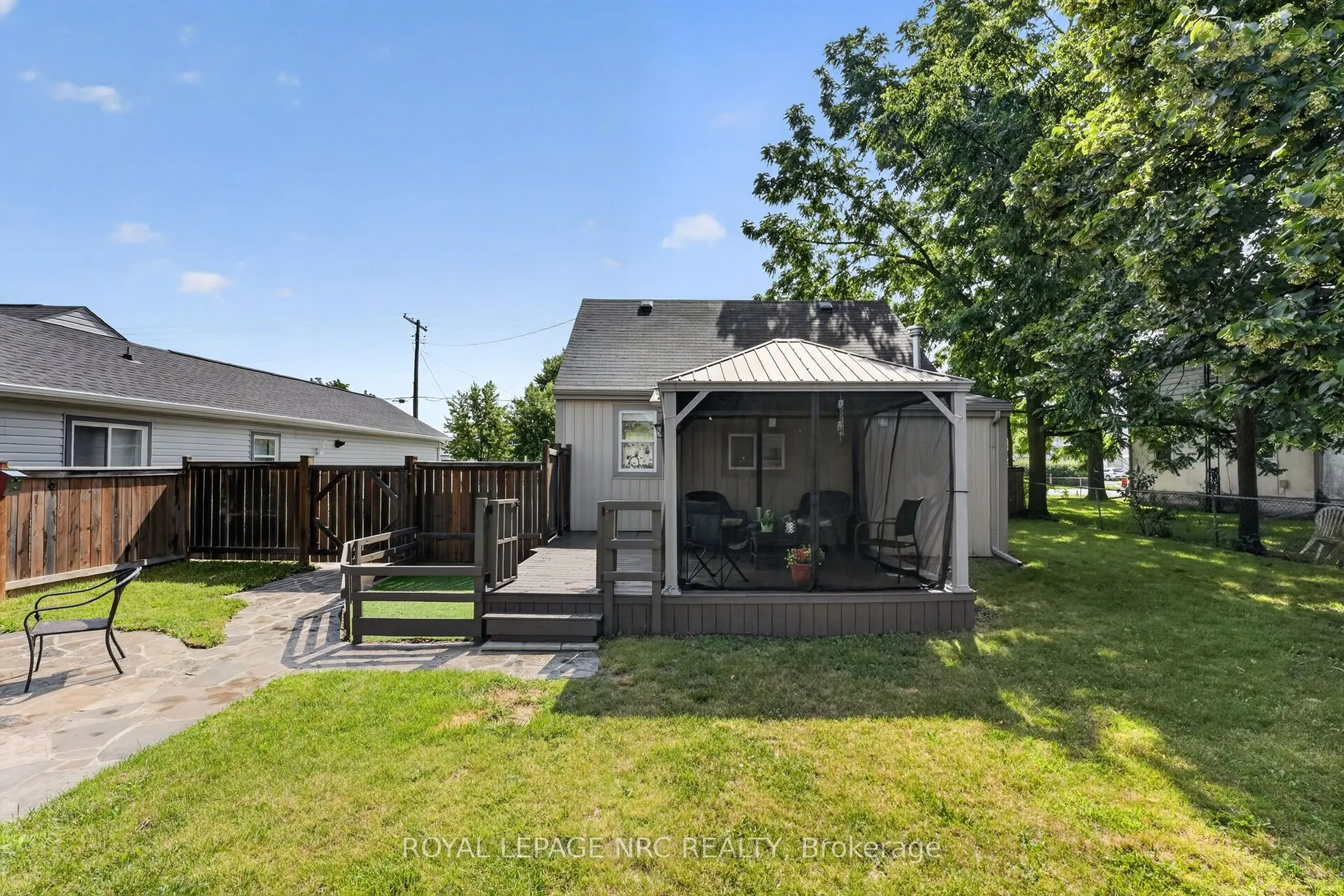 63 OAKWOOD Street