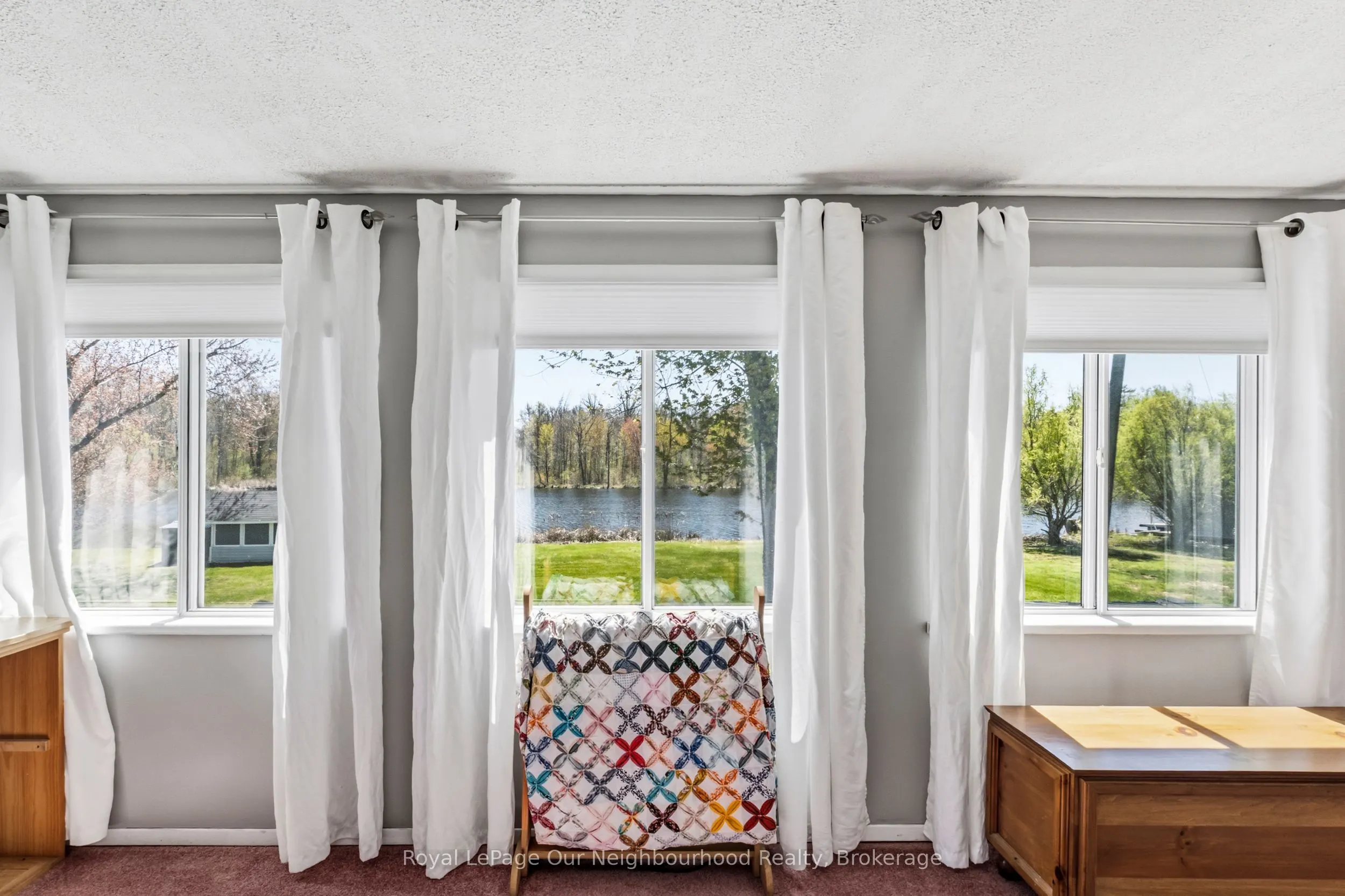 261 River Road E