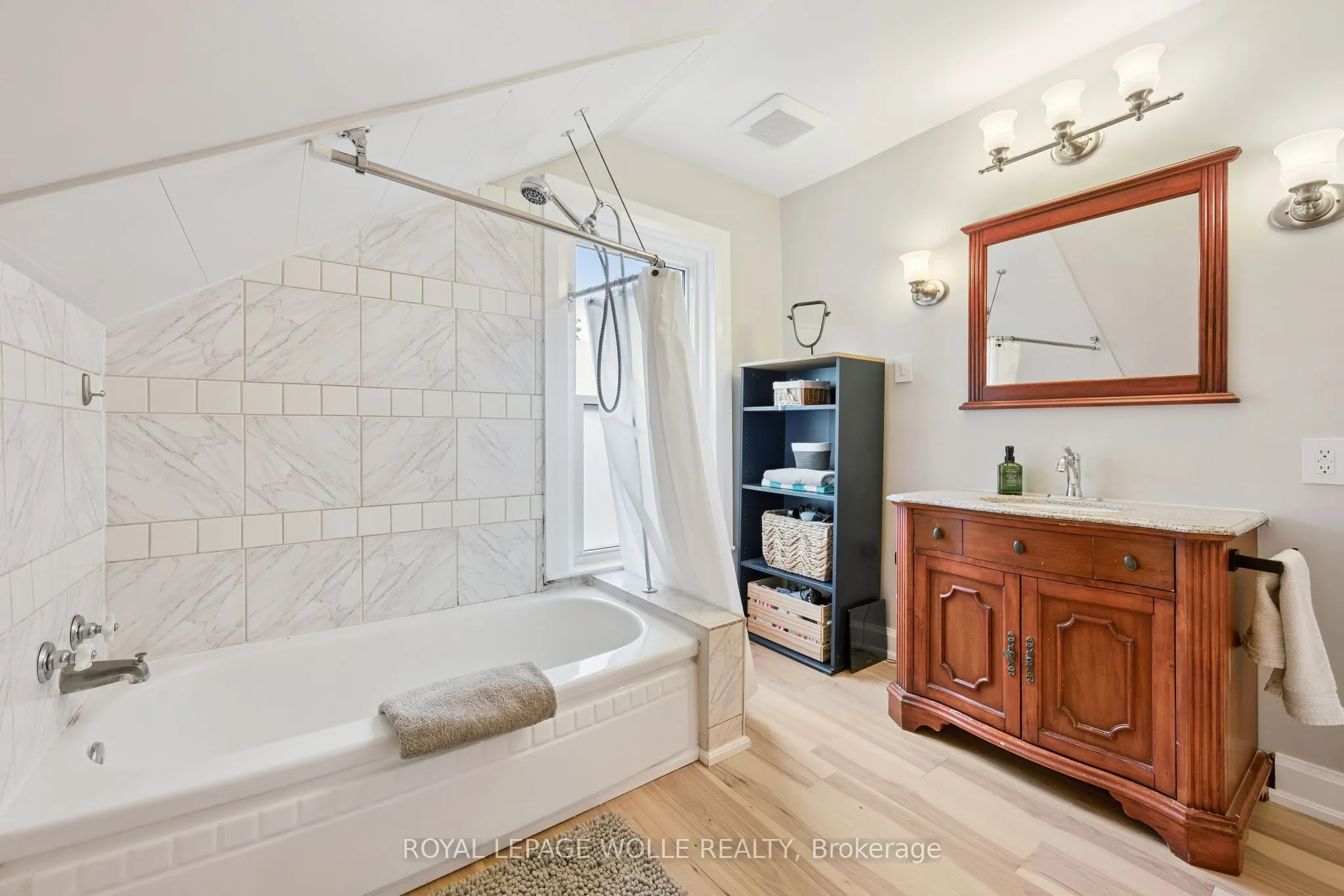 132 Perth Street