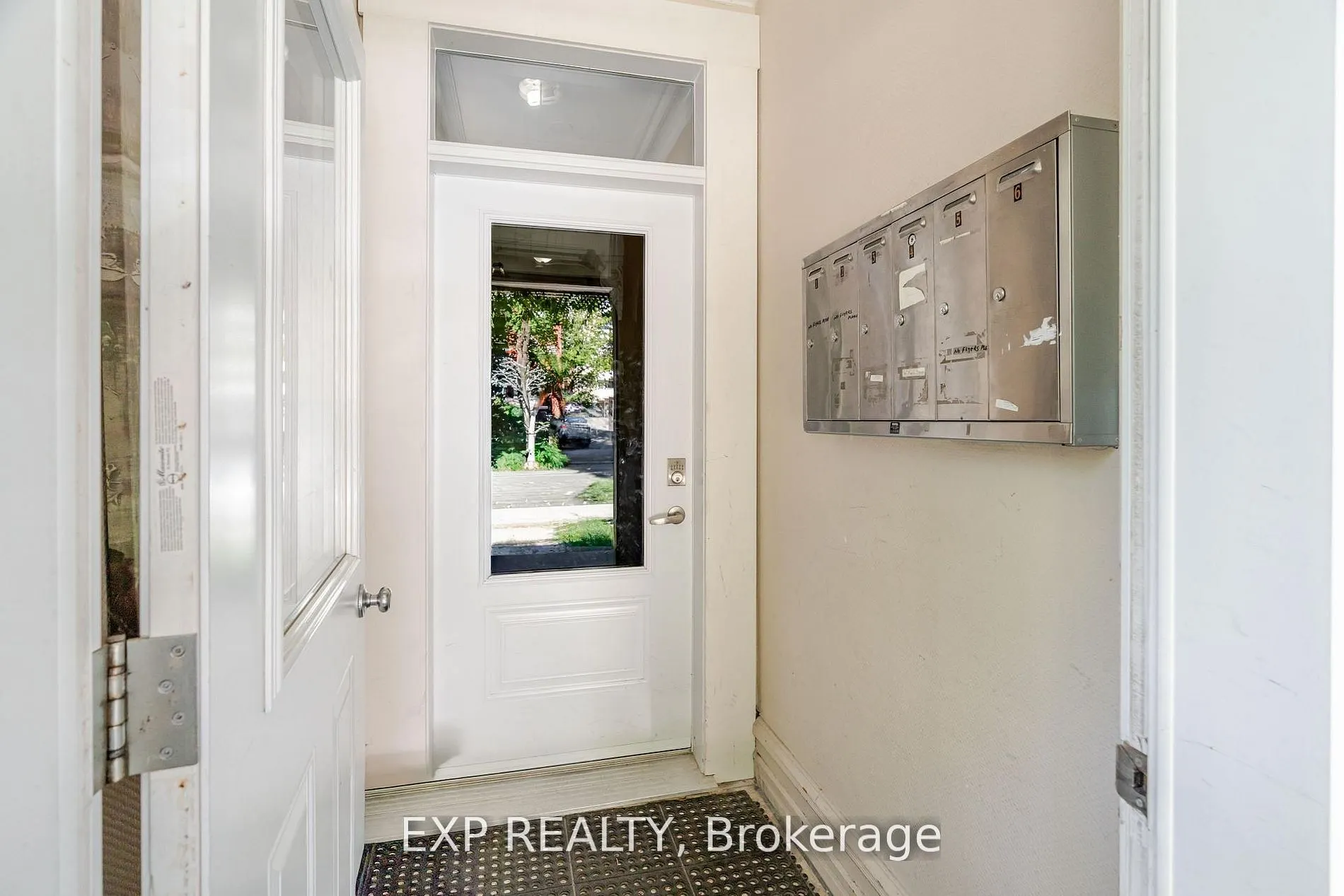 88 Maclaren Street
