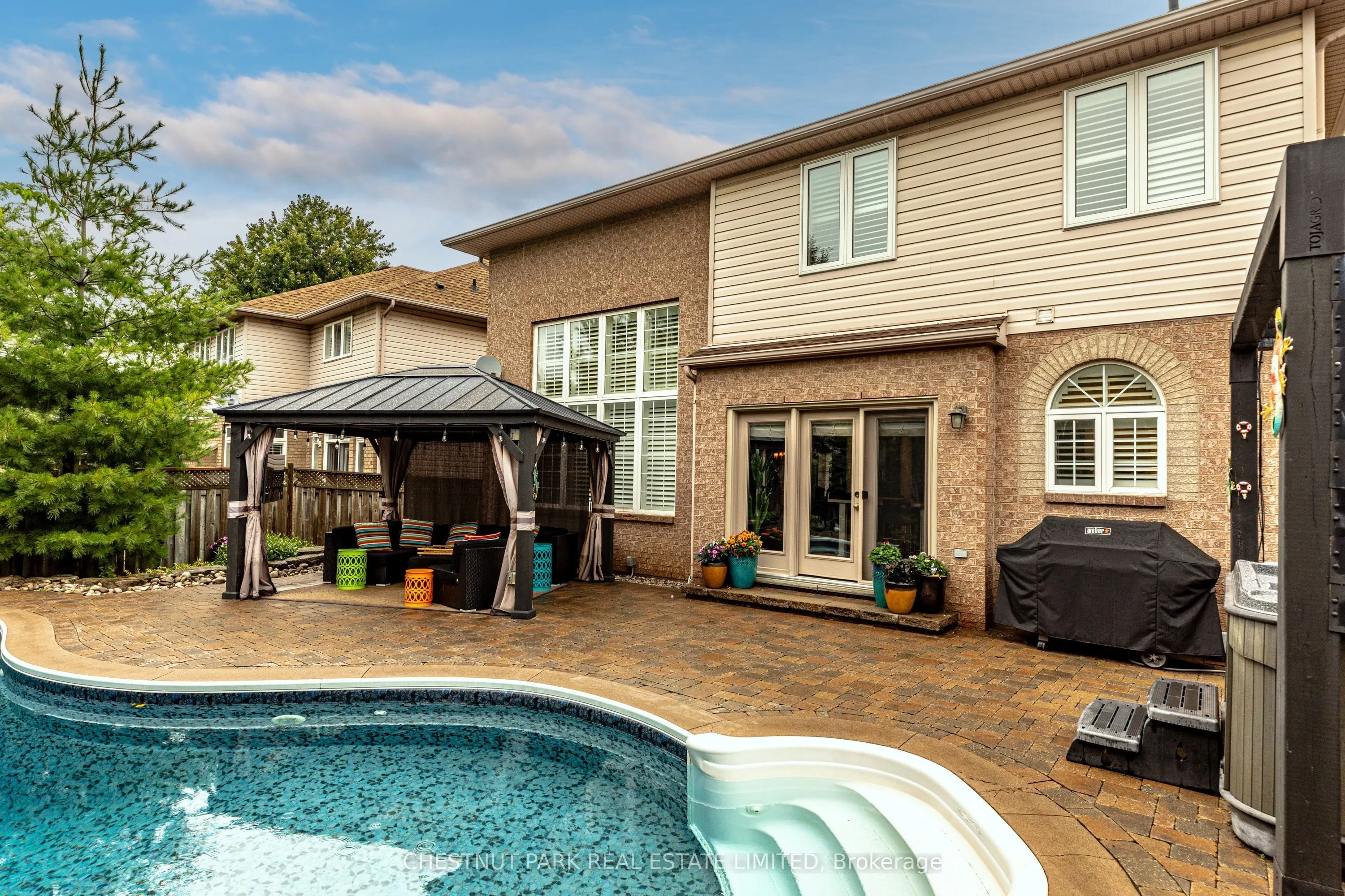 18 Pelham Drive