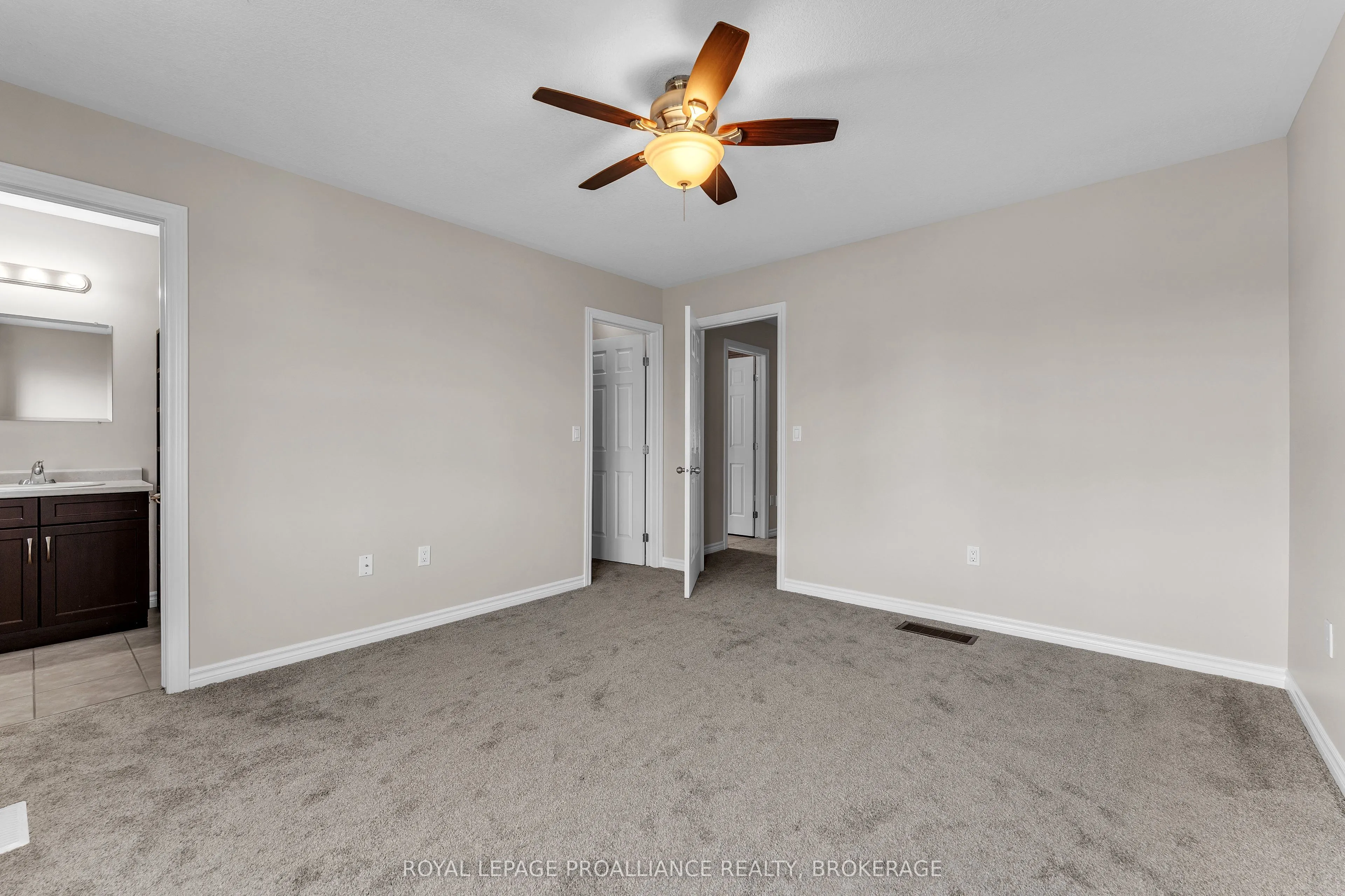 792 Newmarket Lane