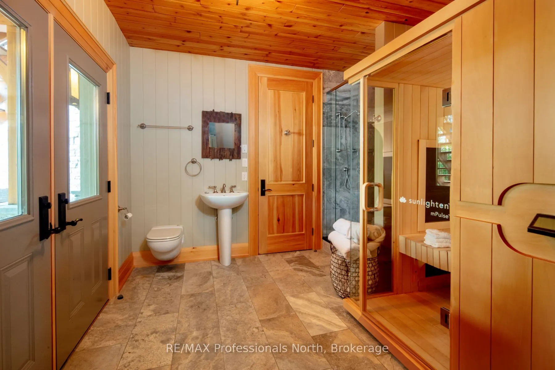 1600 Misty Knoll Trail
