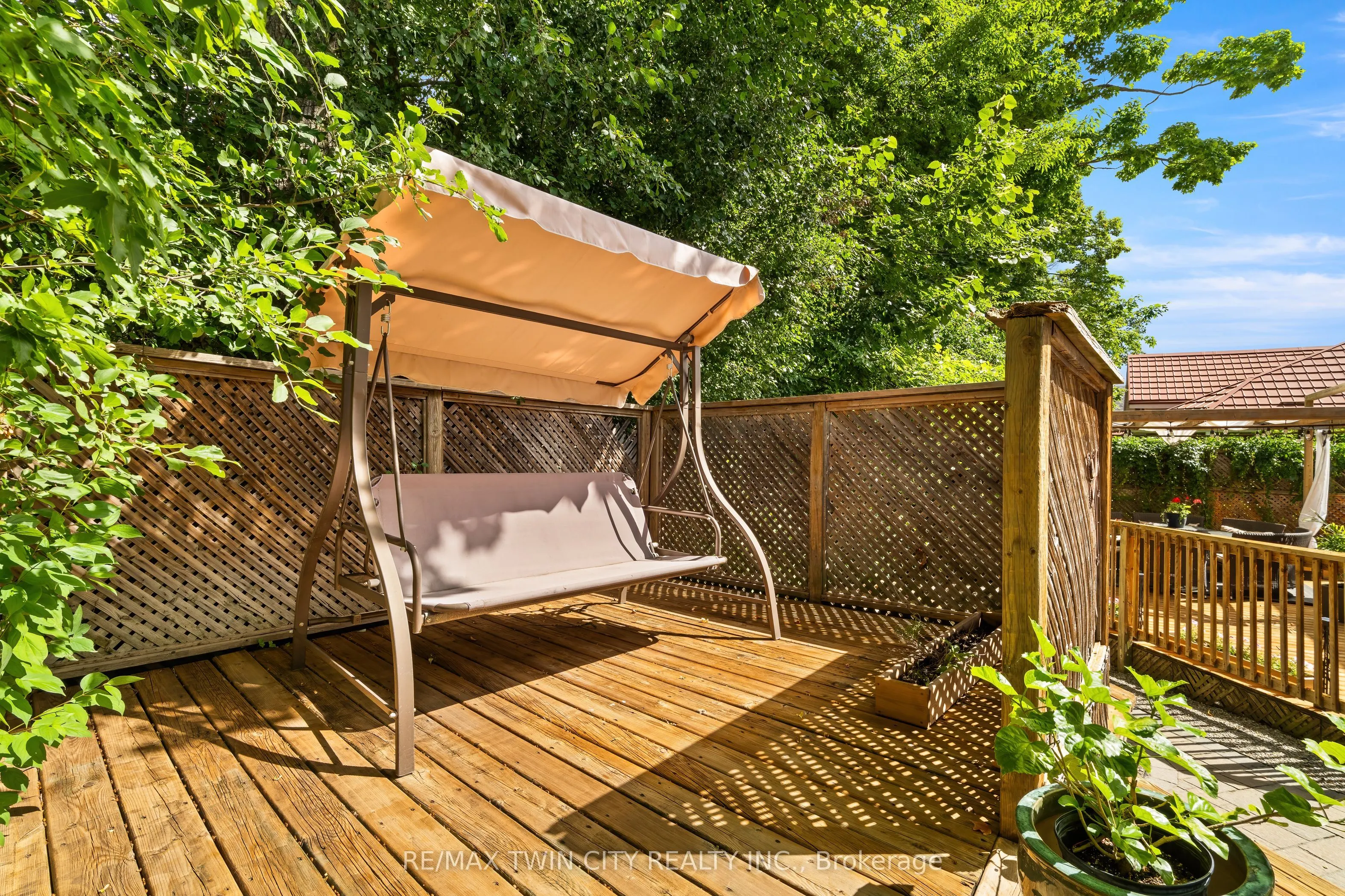 534 Birchleaf Walk