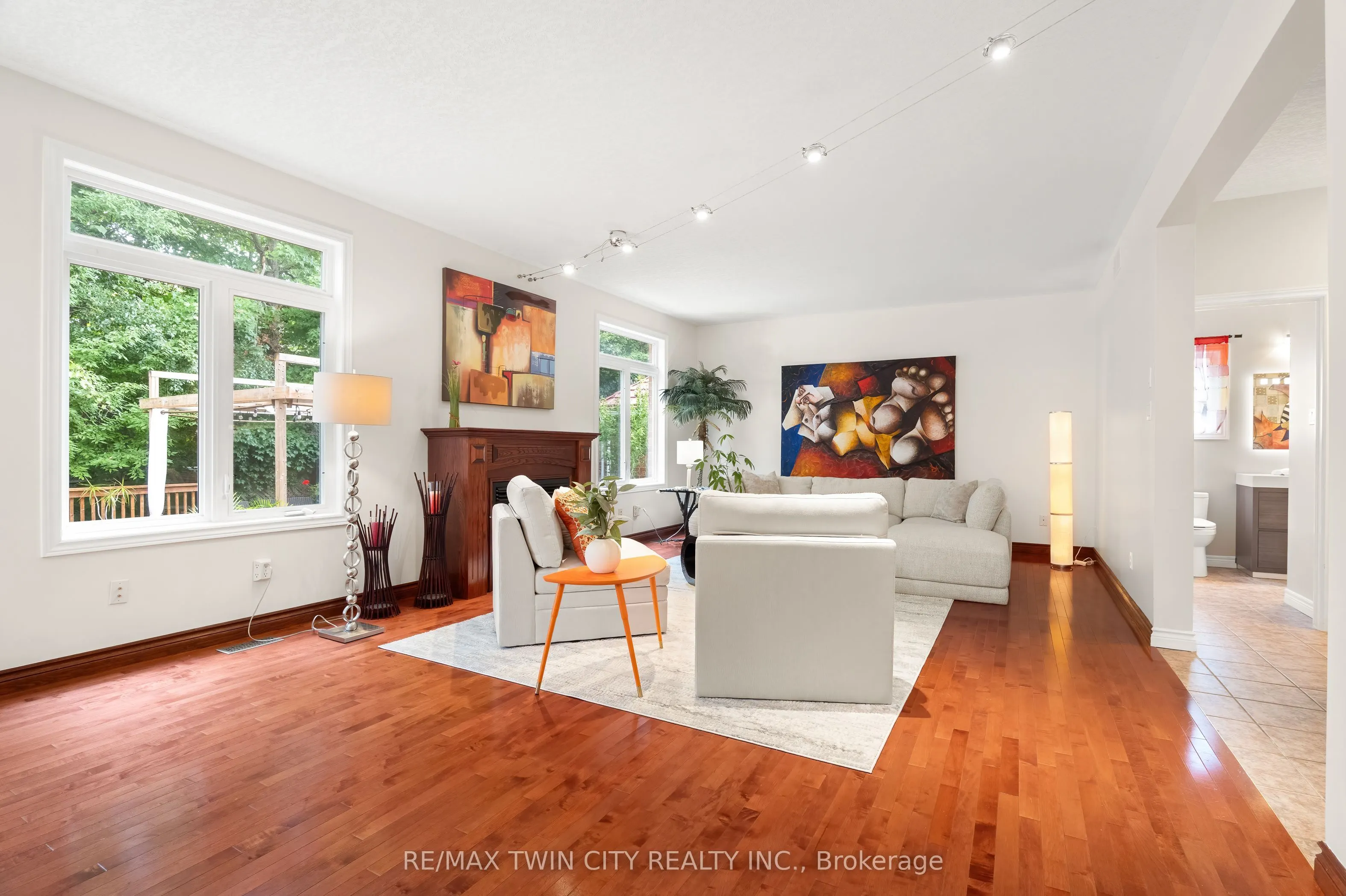 534 Birchleaf Walk