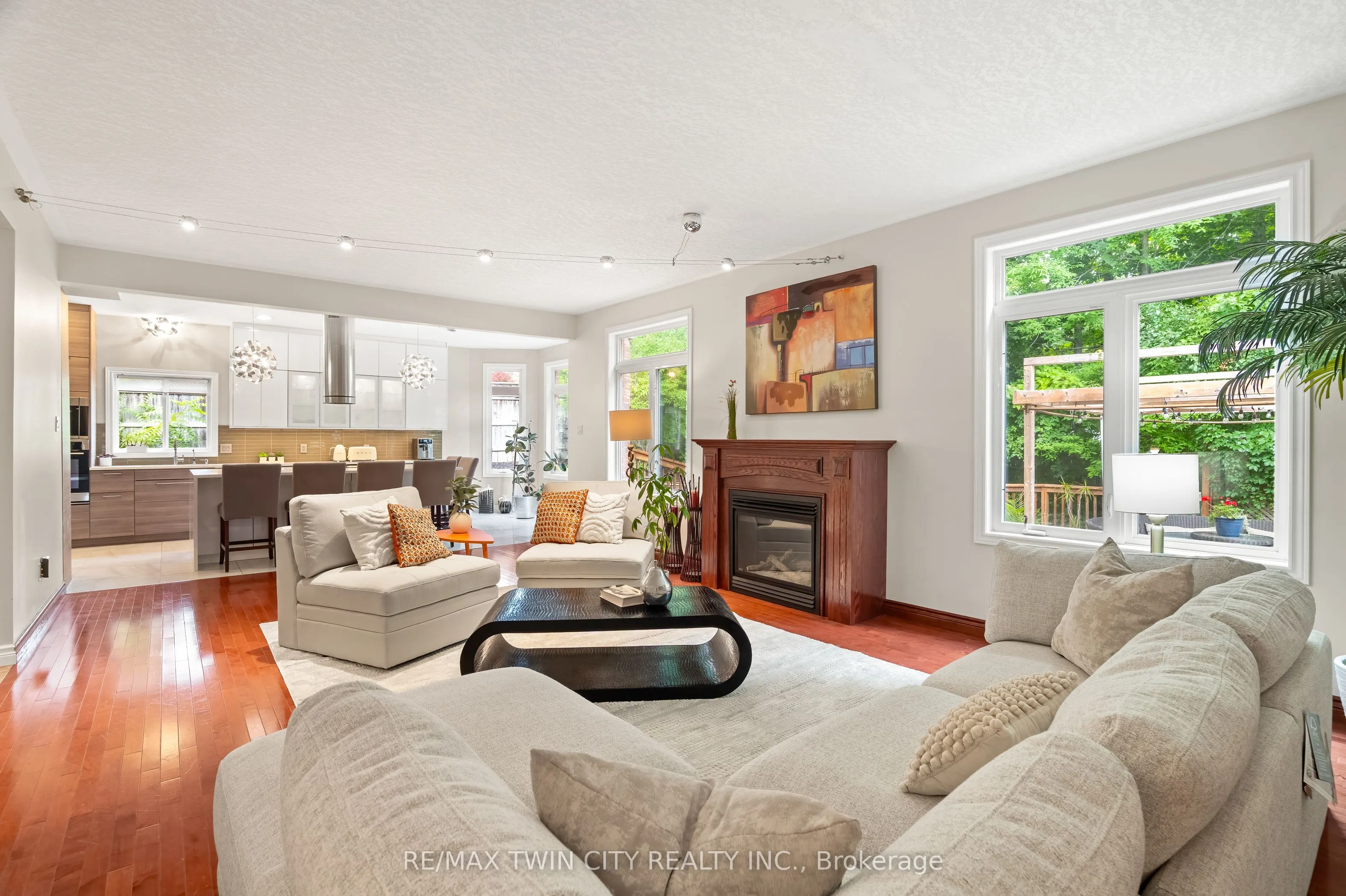 534 Birchleaf Walk
