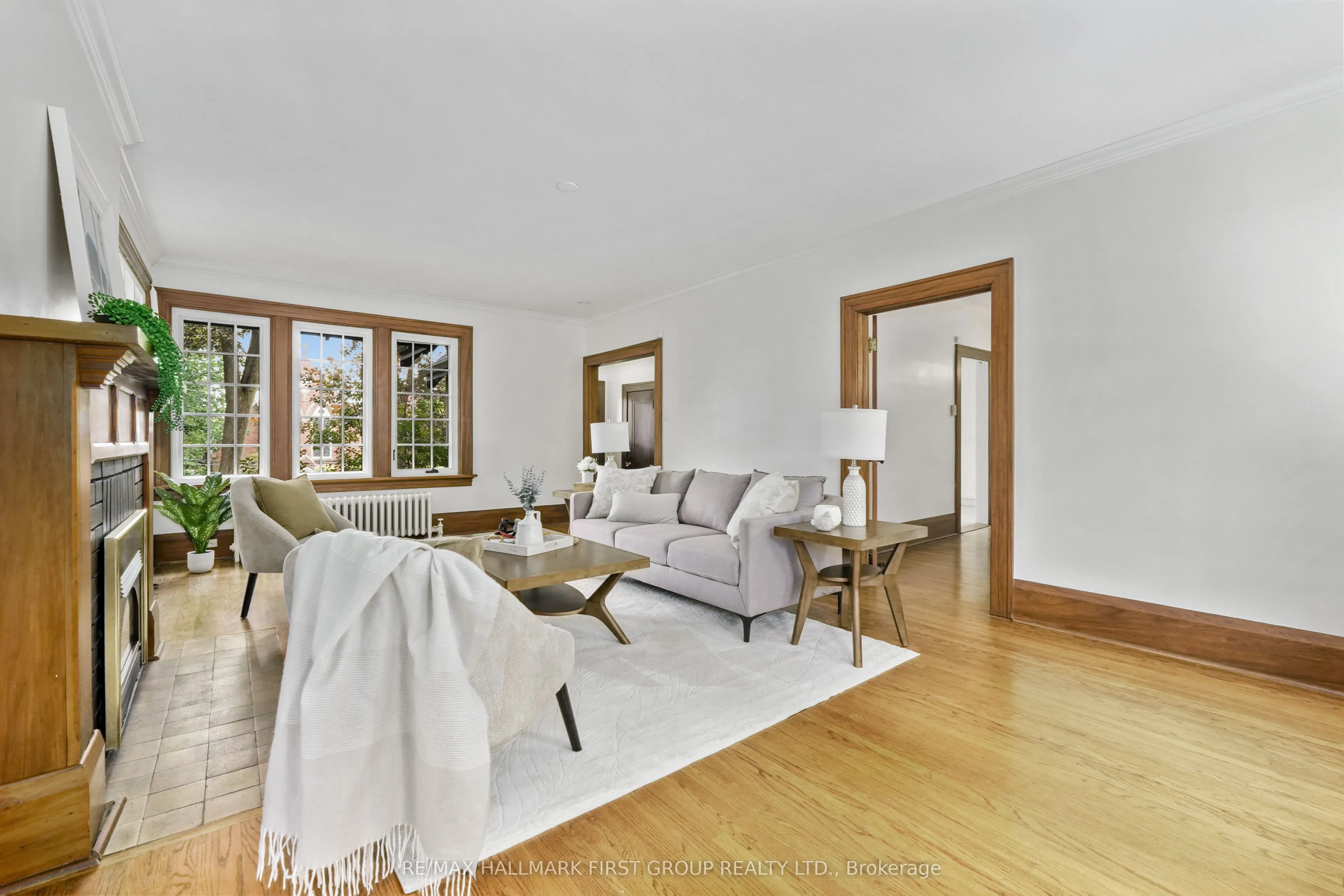 36 Pine Street N