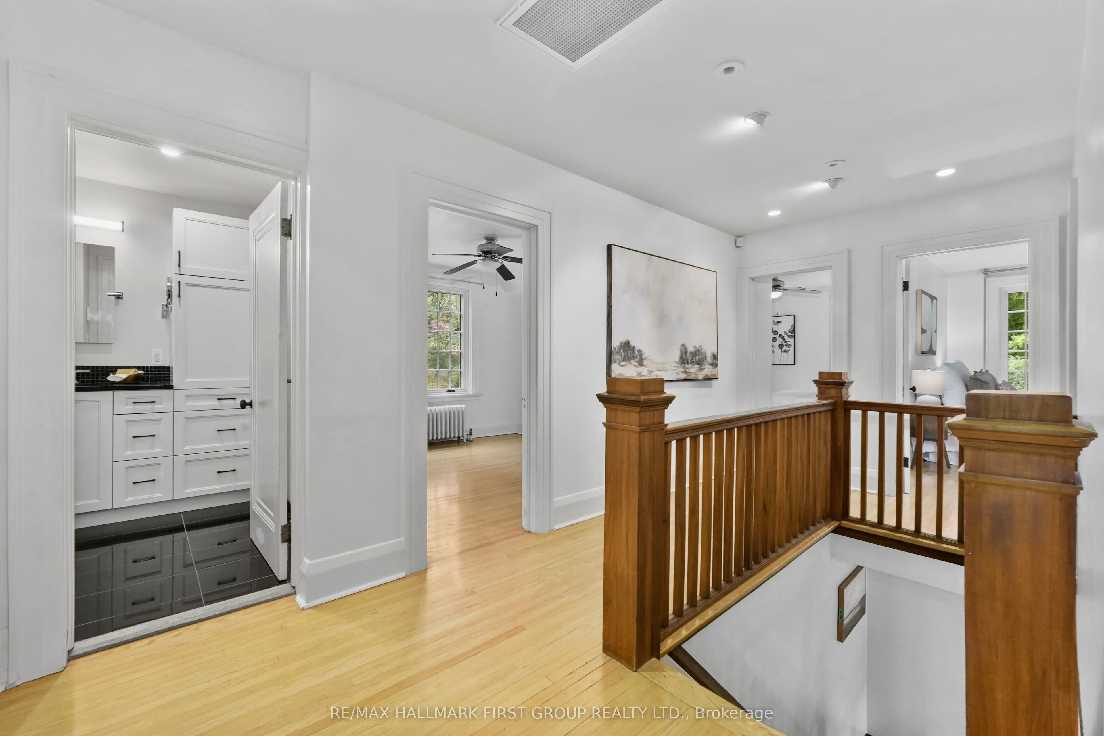 36 Pine Street N