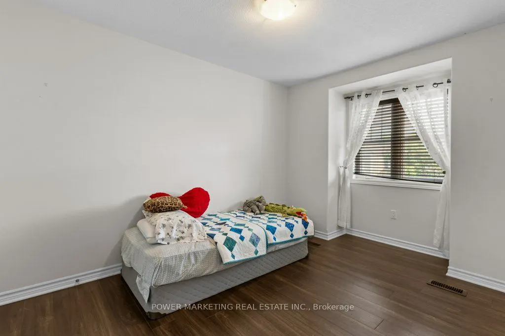 786 NEWMARKET Lane