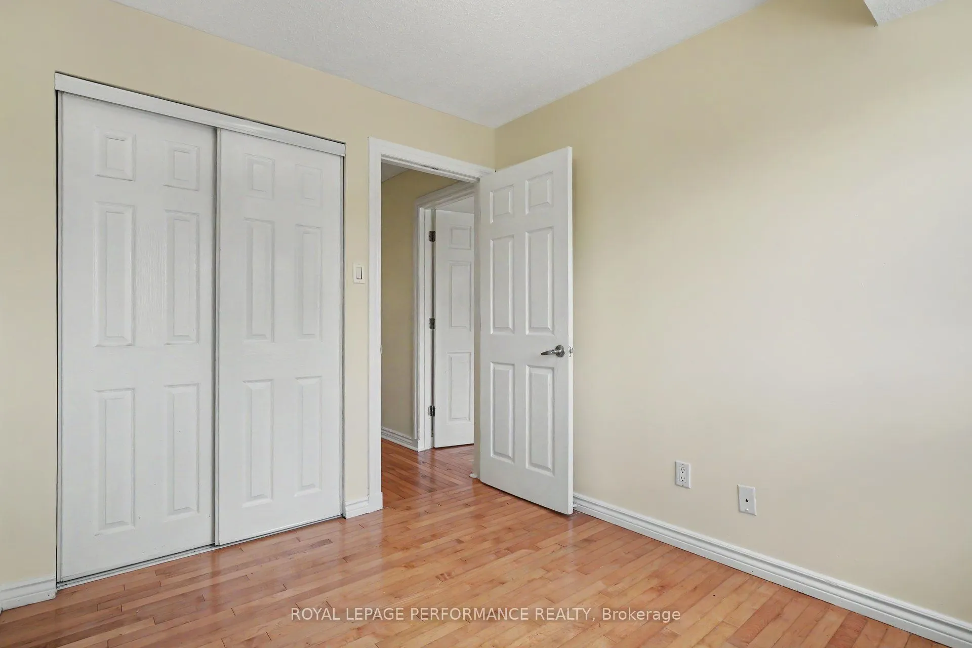 1394 Ridgebrook Drive #70