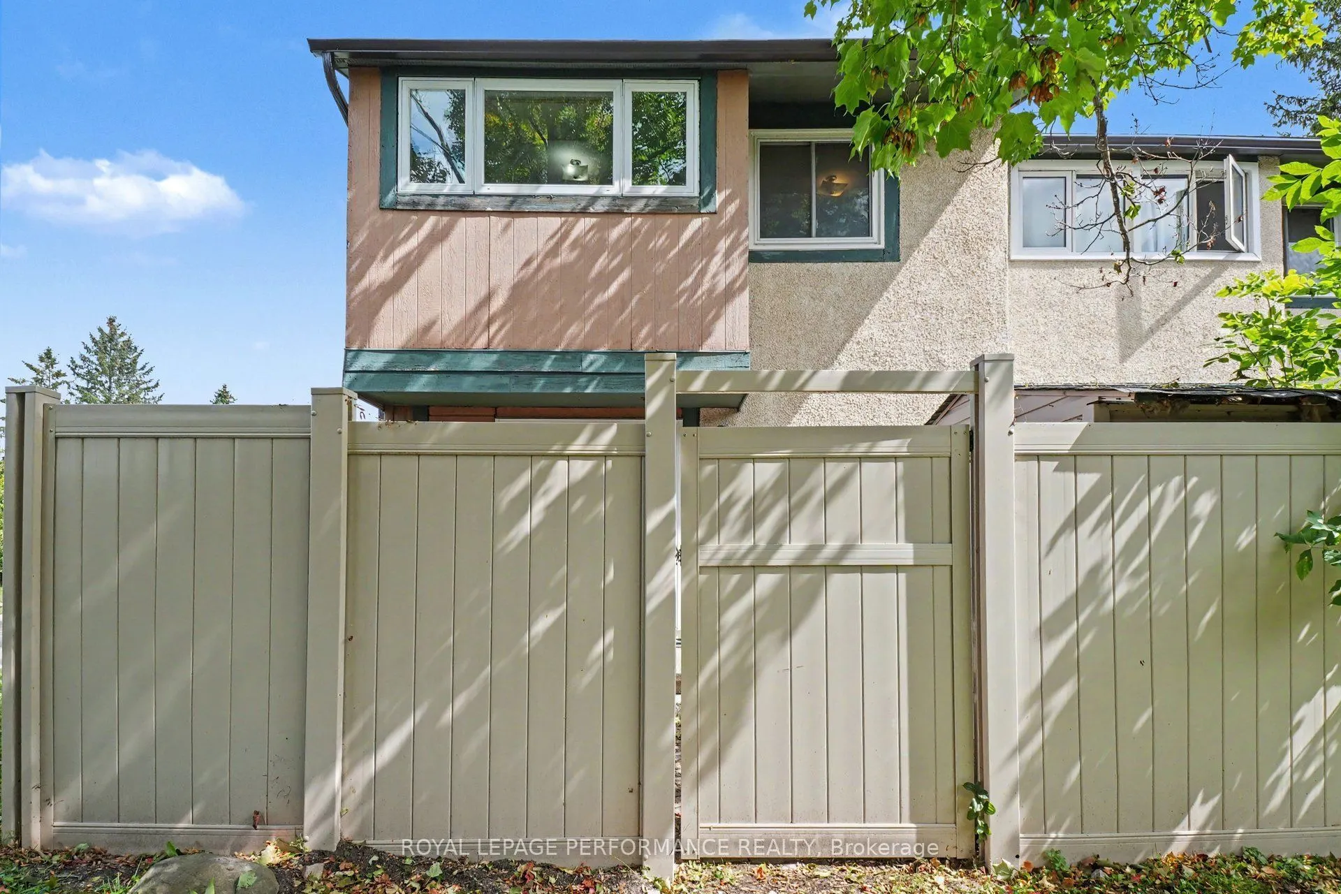 1394 Ridgebrook Drive #70