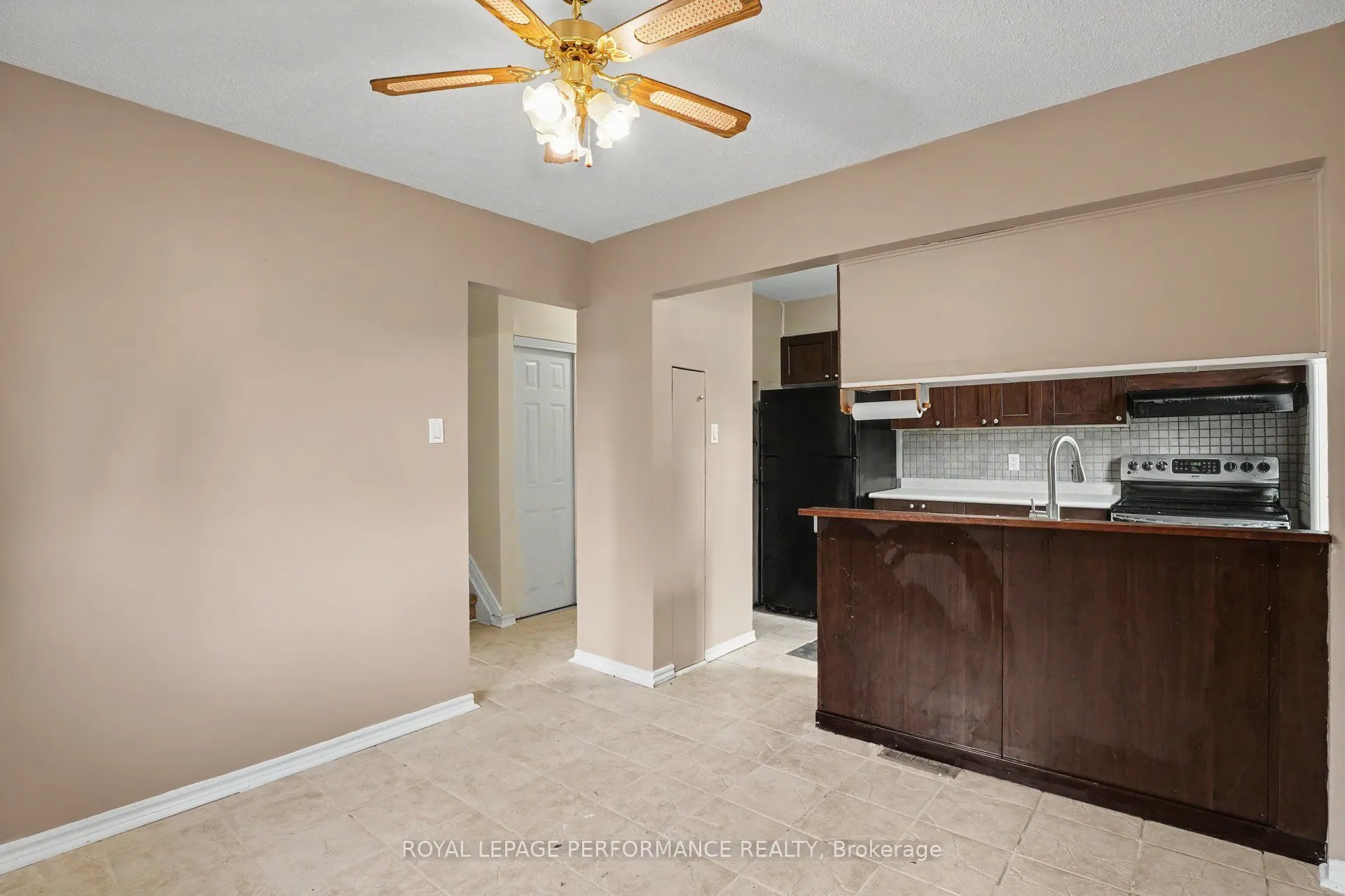 1394 Ridgebrook Drive #70