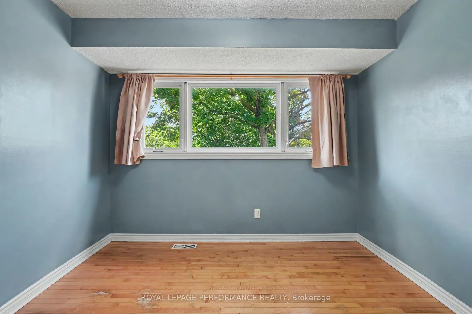 1394 Ridgebrook Drive #70