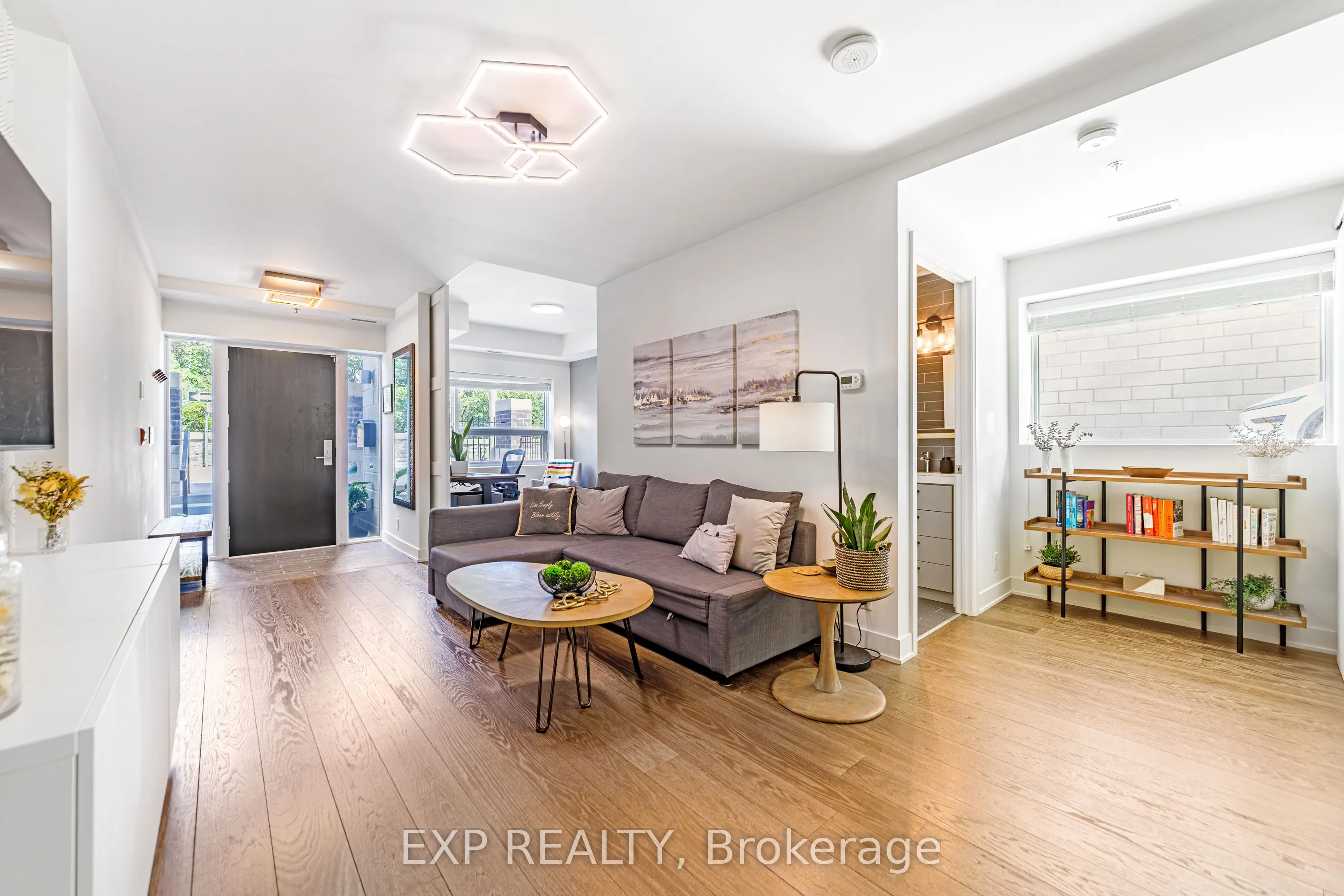 432 Sparks Street #106