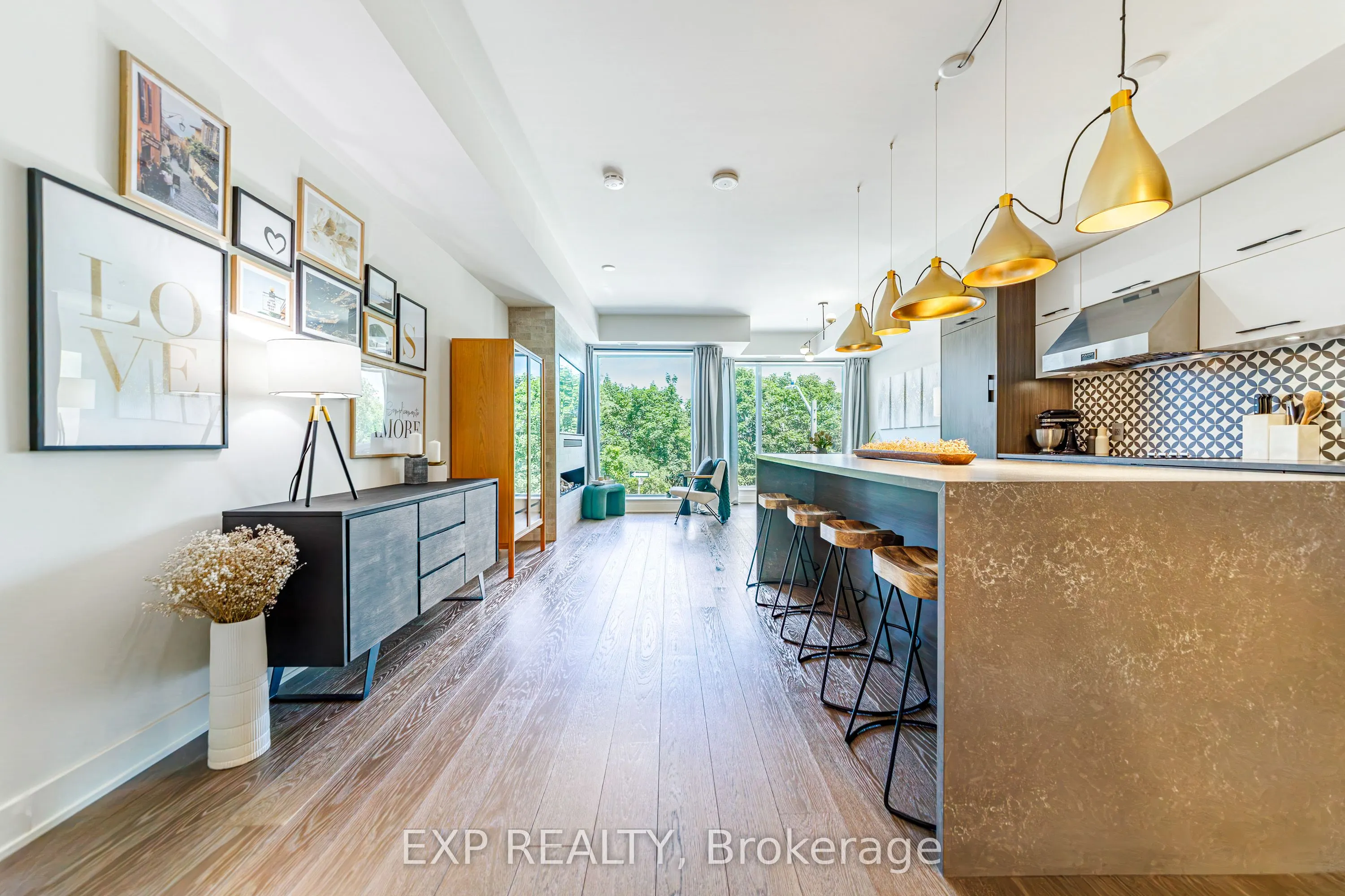 432 Sparks Street #106