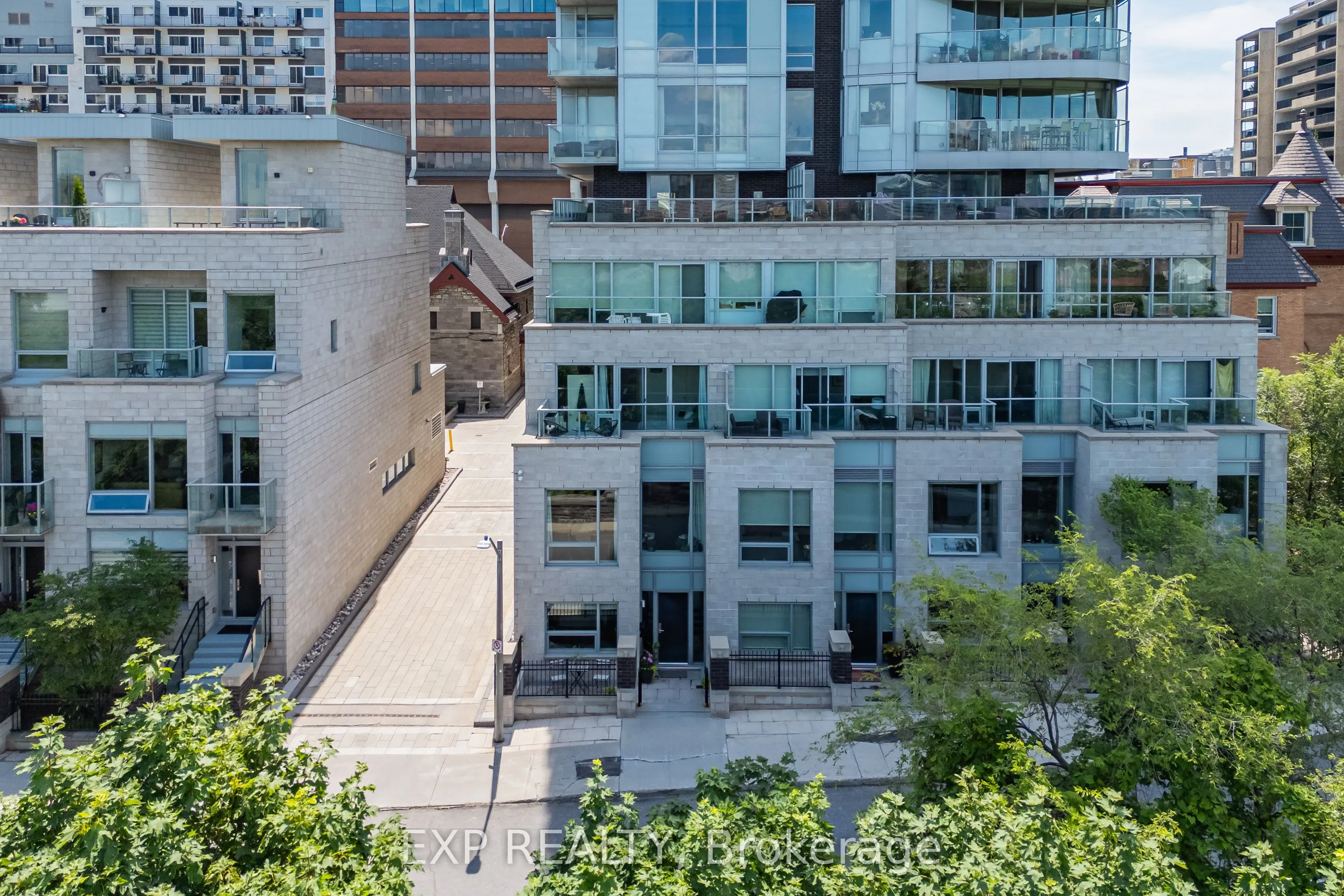 432 Sparks Street #106