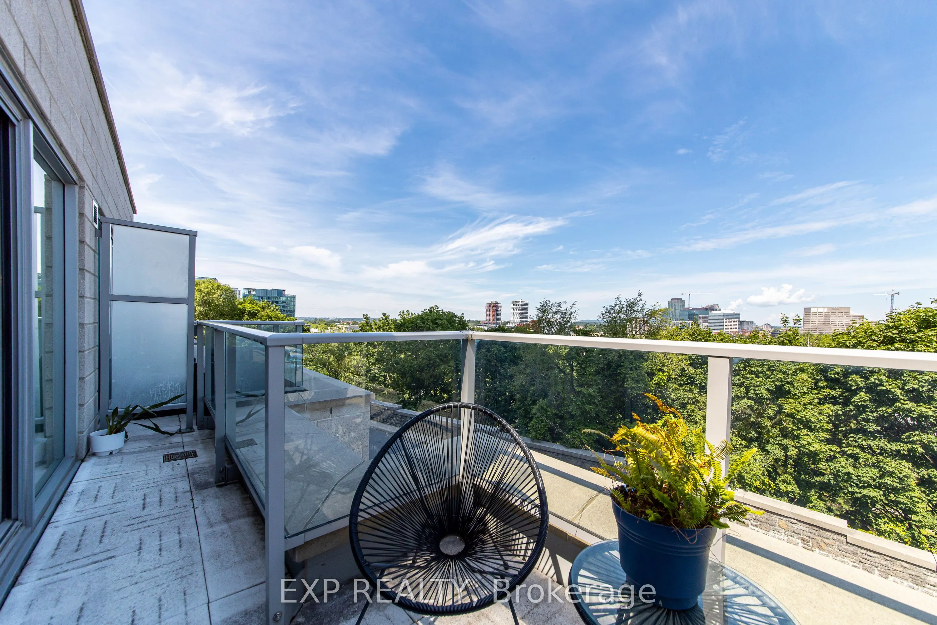 432 Sparks Street #106
