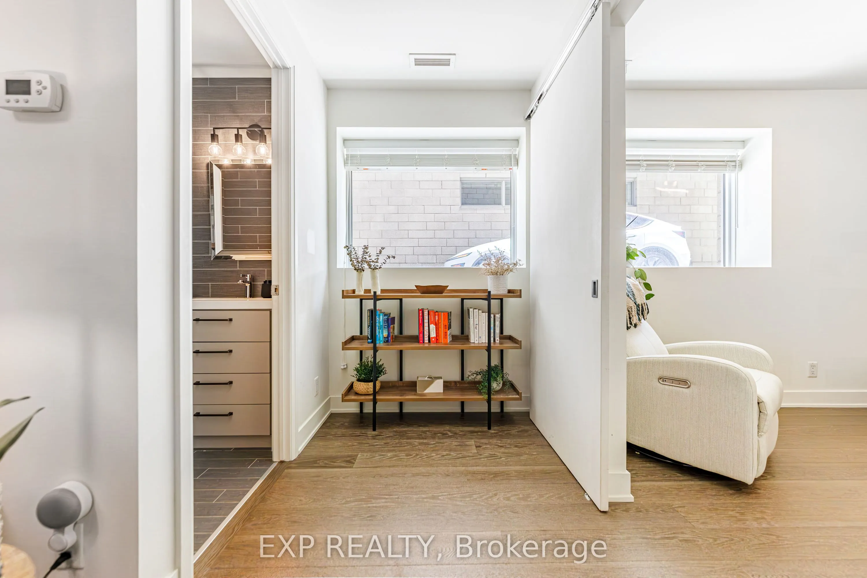 432 Sparks Street #106