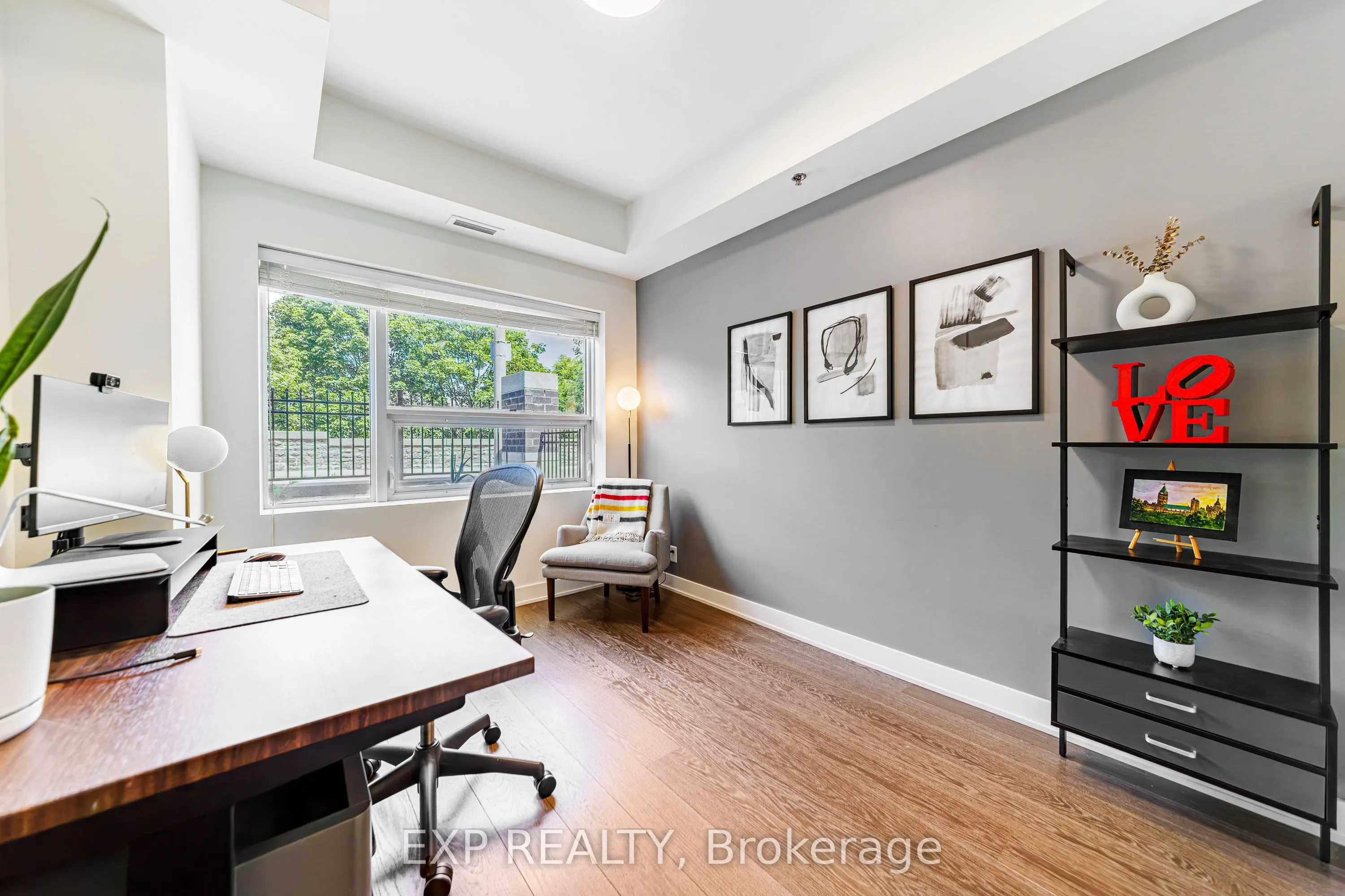 432 Sparks Street #106