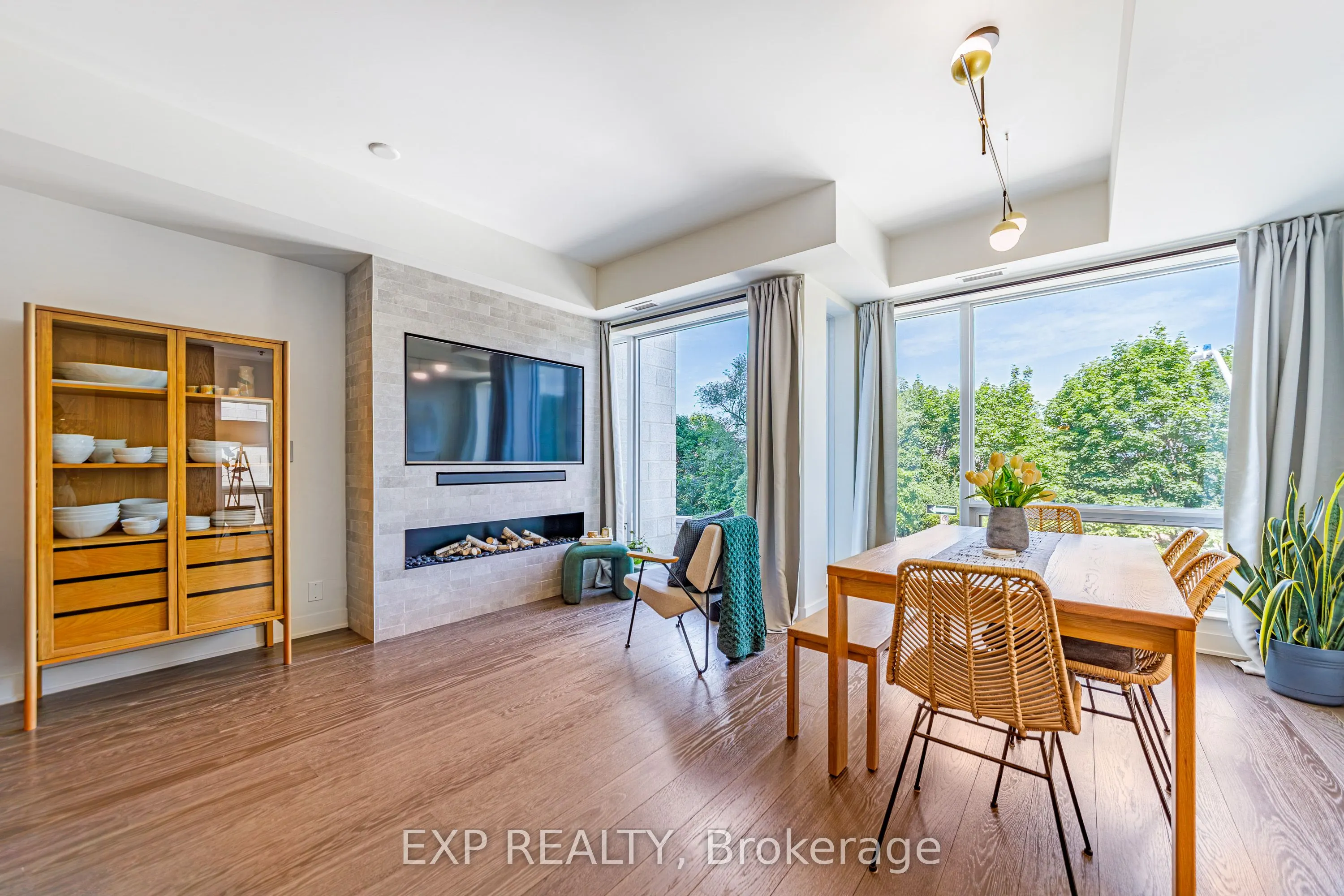 432 Sparks Street #106