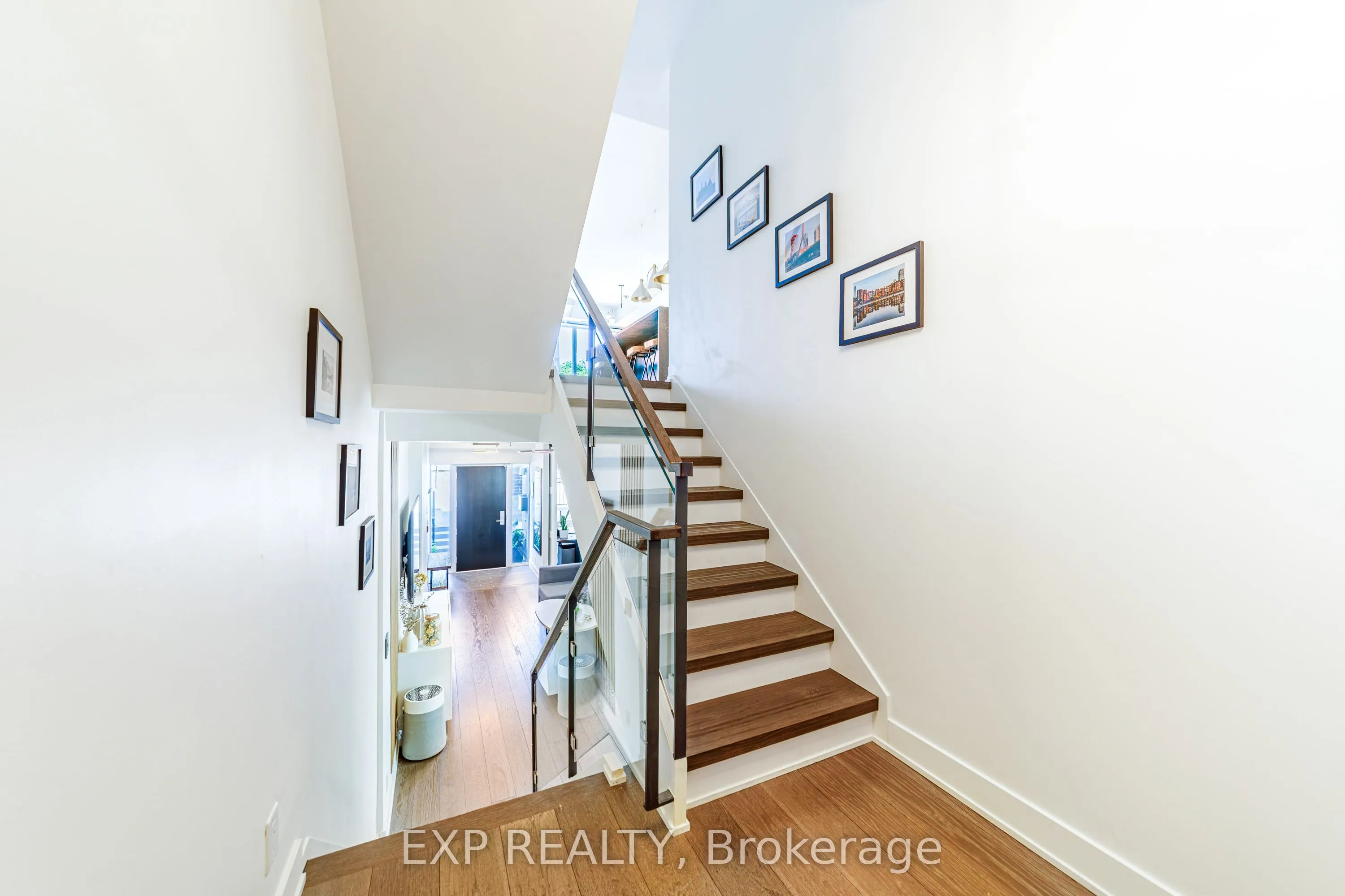 432 Sparks Street #106
