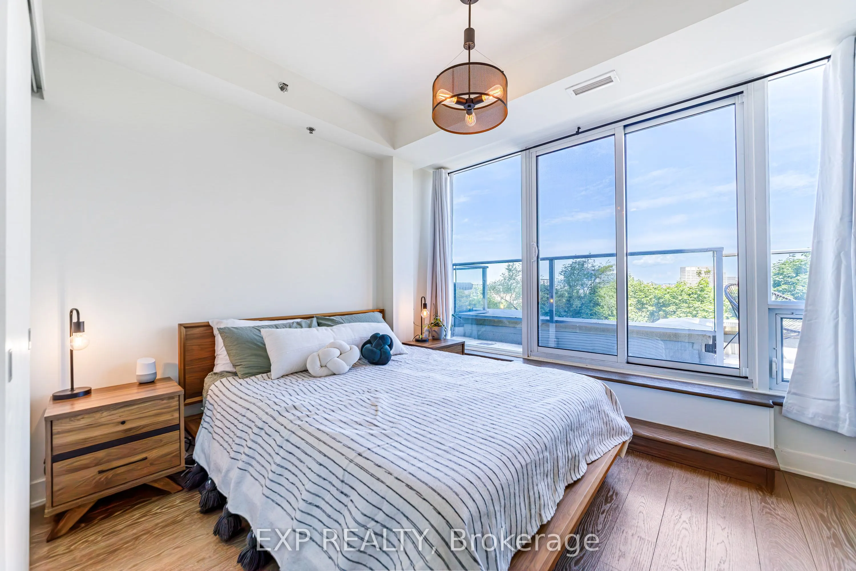 432 Sparks Street #106
