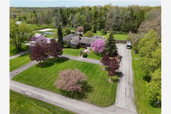 9317 Niagara River Parkway