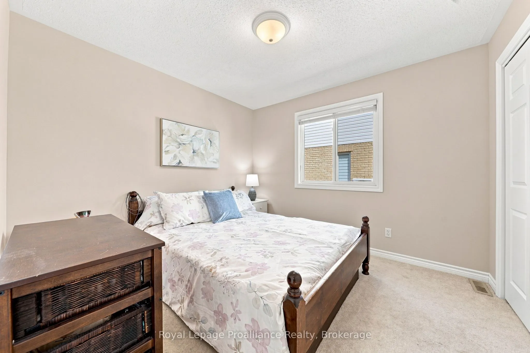 9 Seneca Drive