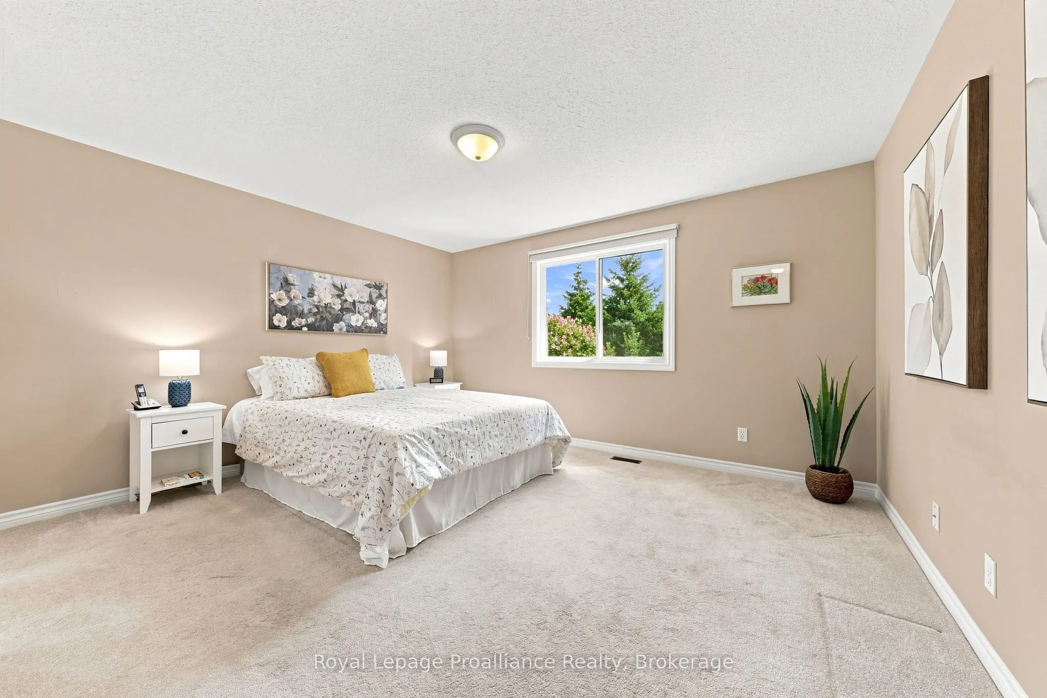 9 Seneca Drive