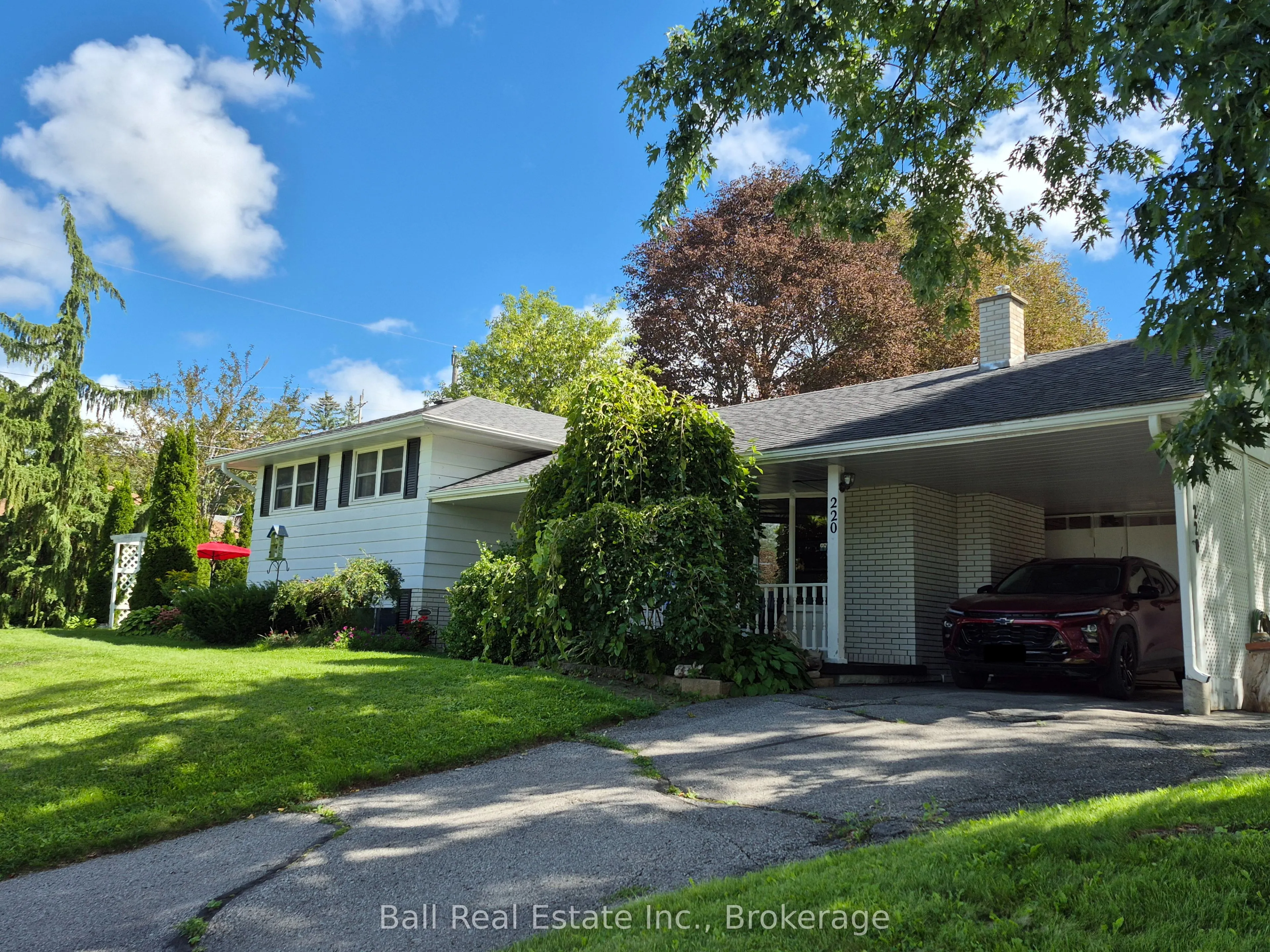 220 Ireton Street