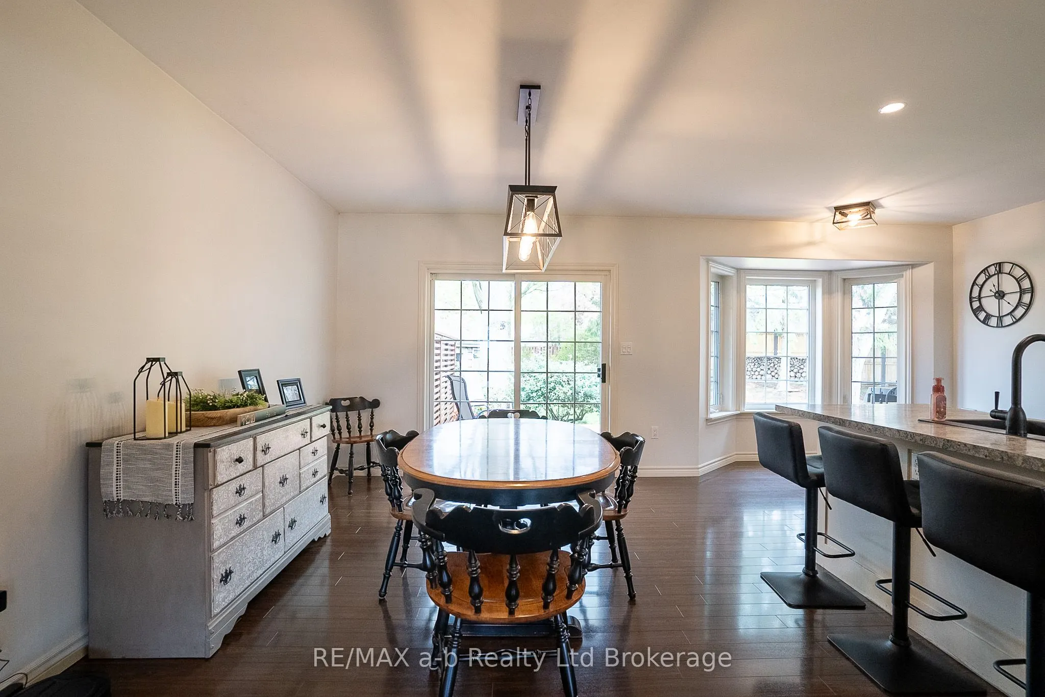 4 Otterview Drive