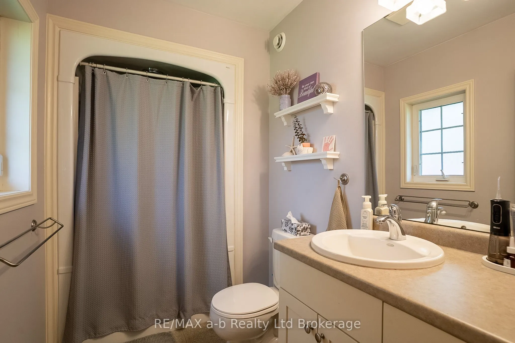 4 Otterview Drive